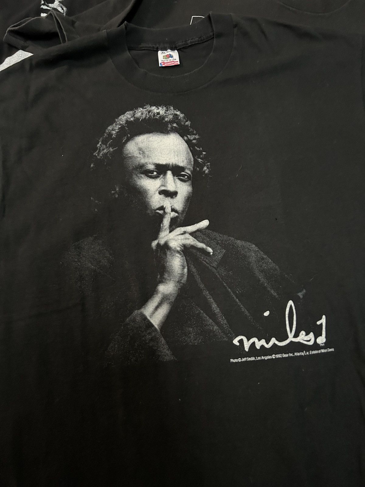 Band Tees Miles Davis T Shirt 90’ Size US XL / EU 56 / 4 - 2 Thumbnail