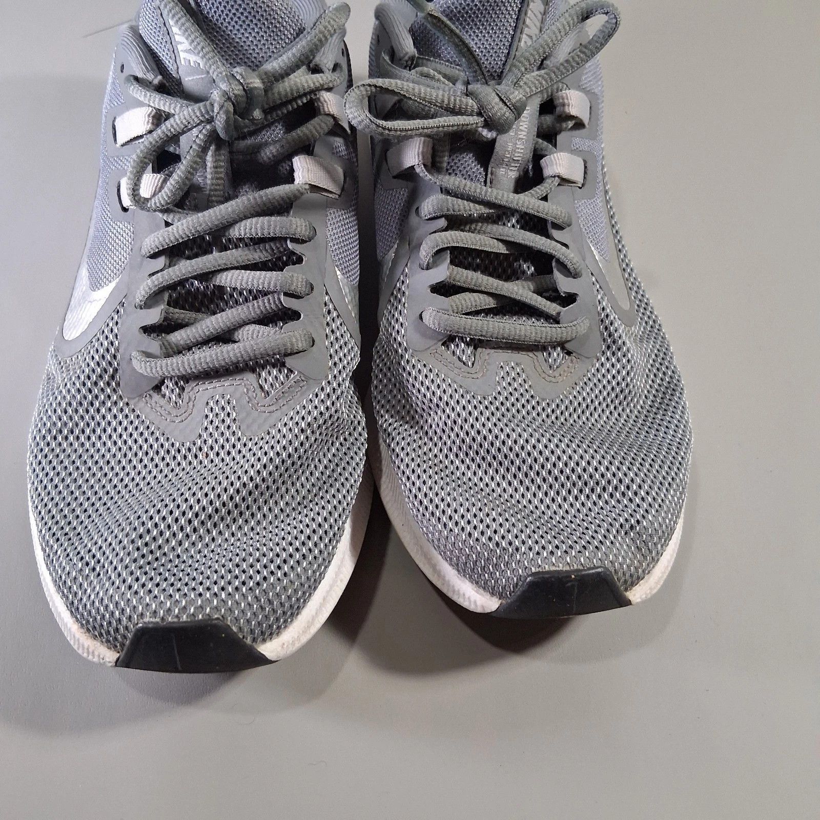 Nike Nike Downshifter 9 Cool Grey AR4947 001 Athleisure Size US 8 / IT 38 - 6 Thumbnail