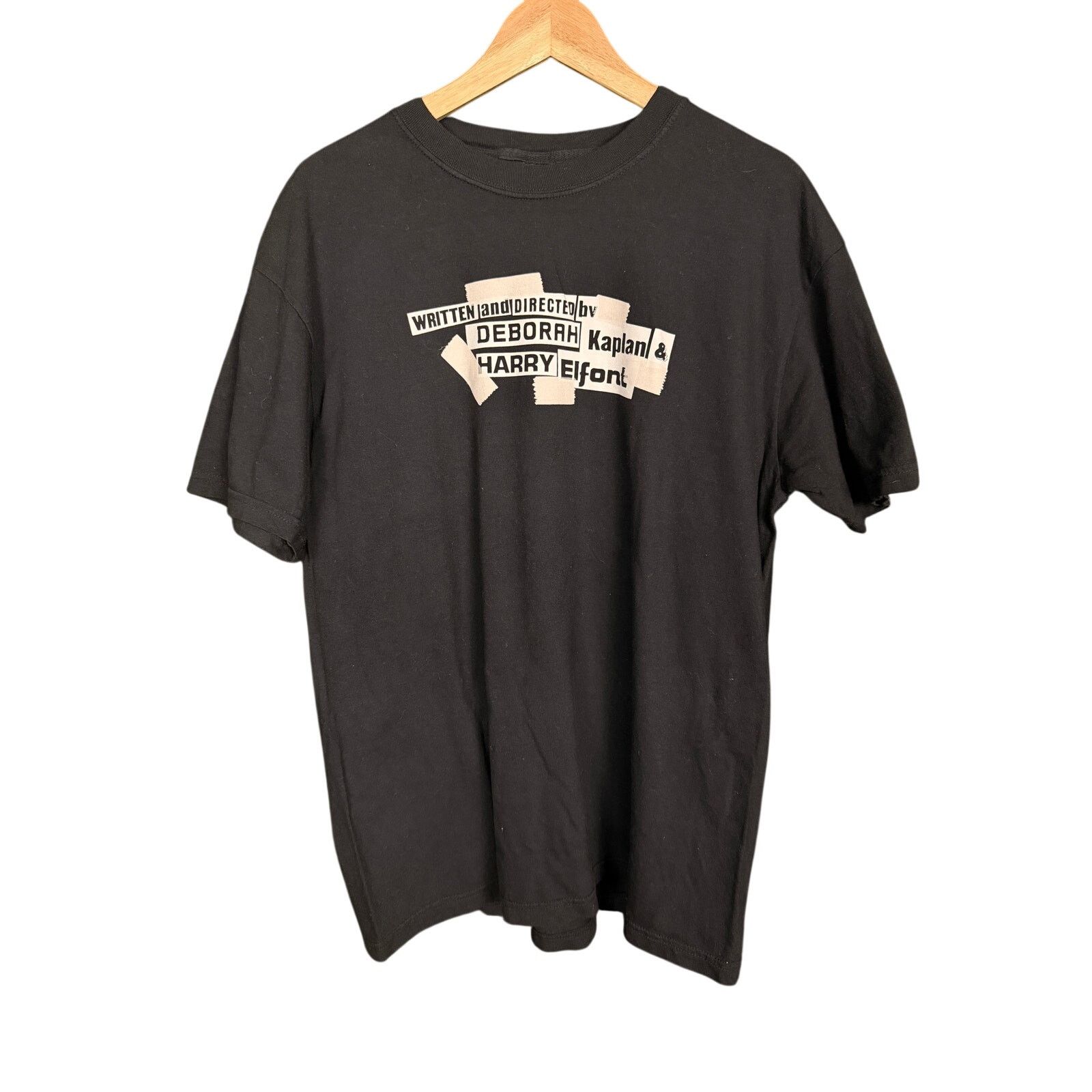 Gildan Super Yaki Directed by Deborah Kaplan & Harry Elfont T-Shirt Size US L / EU 52-54 / 3 - 1 Thumbnail