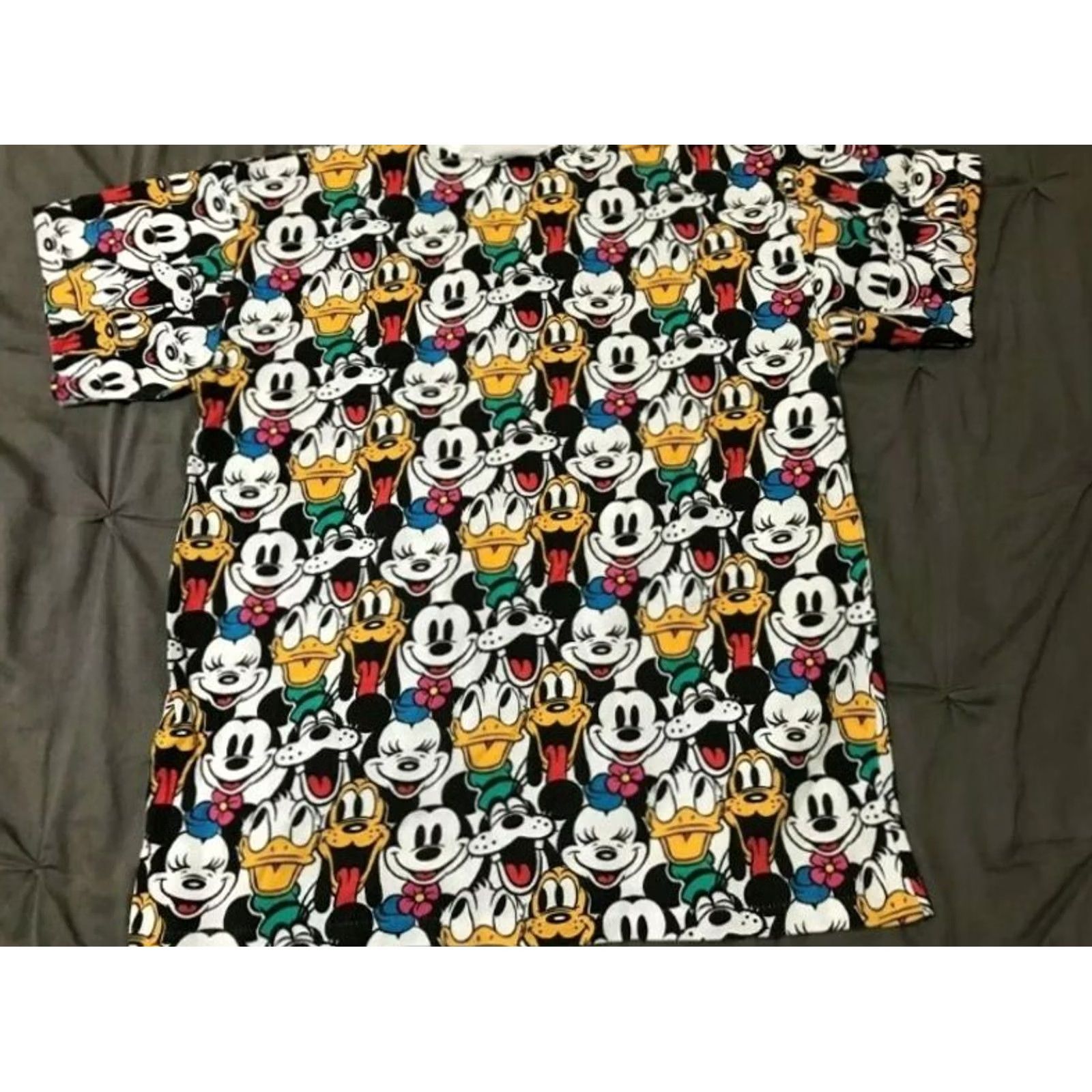 Disney VINTAGE THE DISNEY STORE T-Shirt Mickey Mouse Graphic Tee White L Adults Mens MYSM Size US L / EU 52-54 / 3 - 6 Thumbnail
