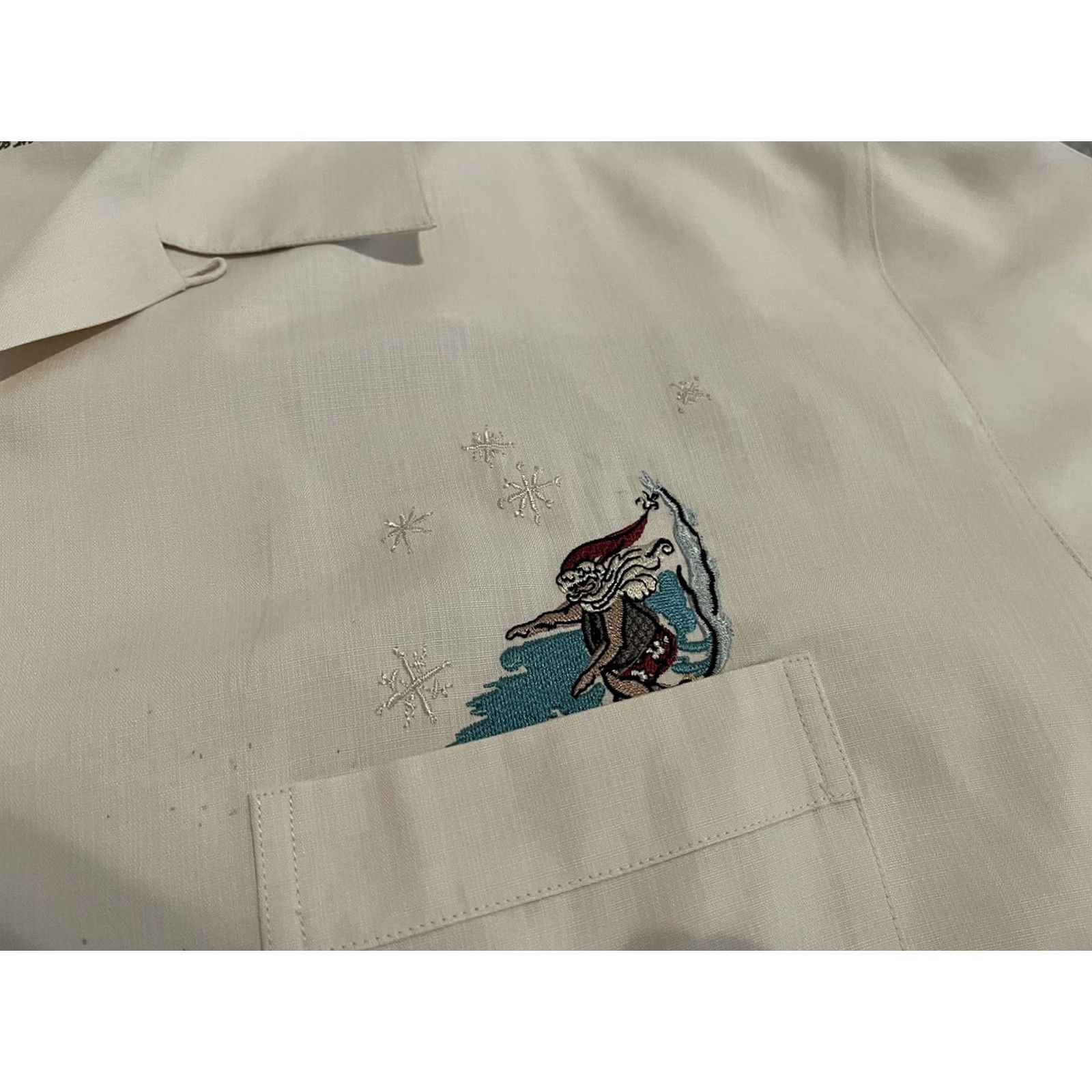 Vintage VINTAGE Kahala Silk Shirt Mens 2XL Ivory Short Sleeve Button-Up Embroidered Aloha Beach Hawaii 2008 Santa Drops In Size US XXL / EU 58 / 5 - 3 Thumbnail