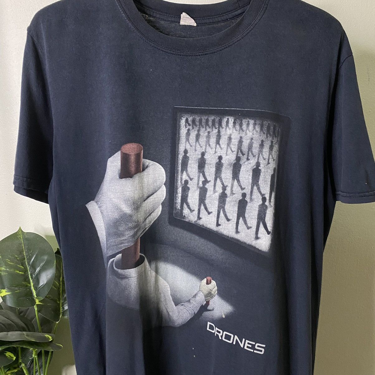 Band Tees × Vintage 2016 Muse Drones European Tour Tee Size US M / EU 48-50 / 2 - 2 Thumbnail