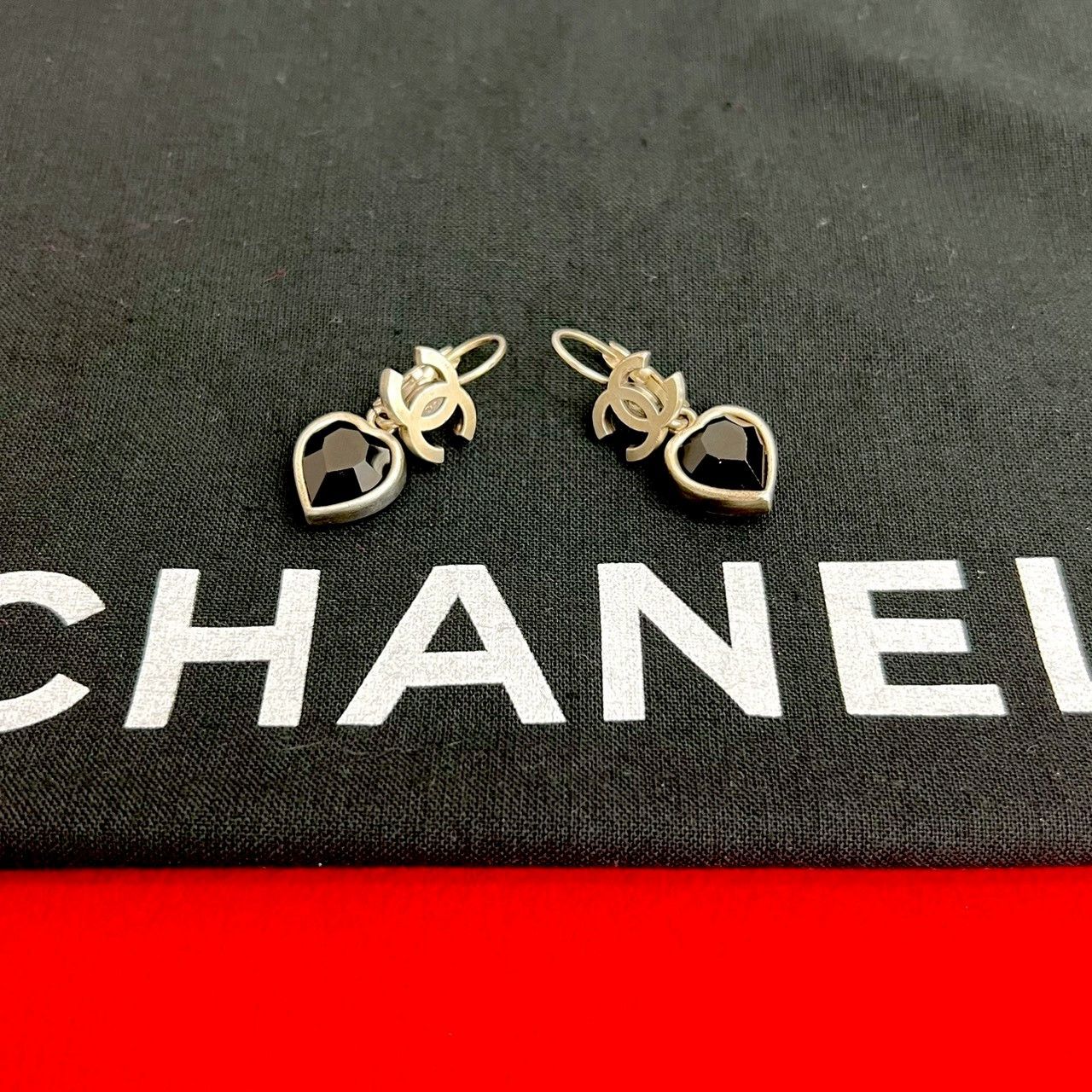 Chanel Chanel Chanel Coco Mark Heart Earrings Metal Earrings DUTY FREE for USA Size ONE SIZE - 1 Thumbnail