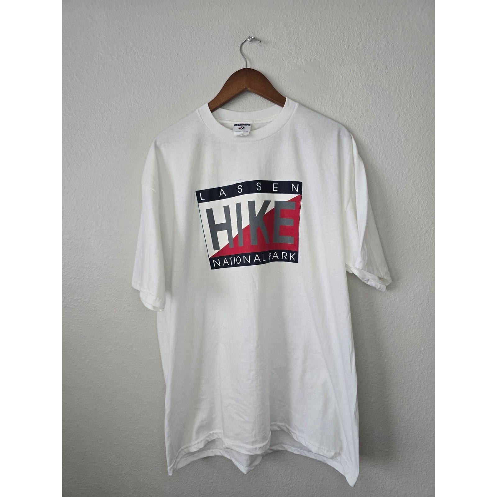 Jerzees × Vintage Vintage Hiking Shirt Jerzees Lassen National Park Hike Tee Size US XL / EU 56 / 4 - 1 Thumbnail