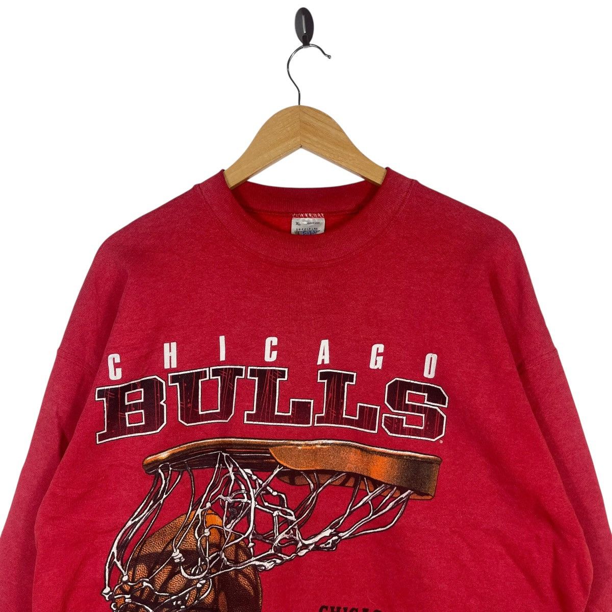NBA Vintage Chicago Bulls NBA Crewneck Sweatshirt Red Basketball Size US XL / EU 56 / 4 - 2 Thumbnail