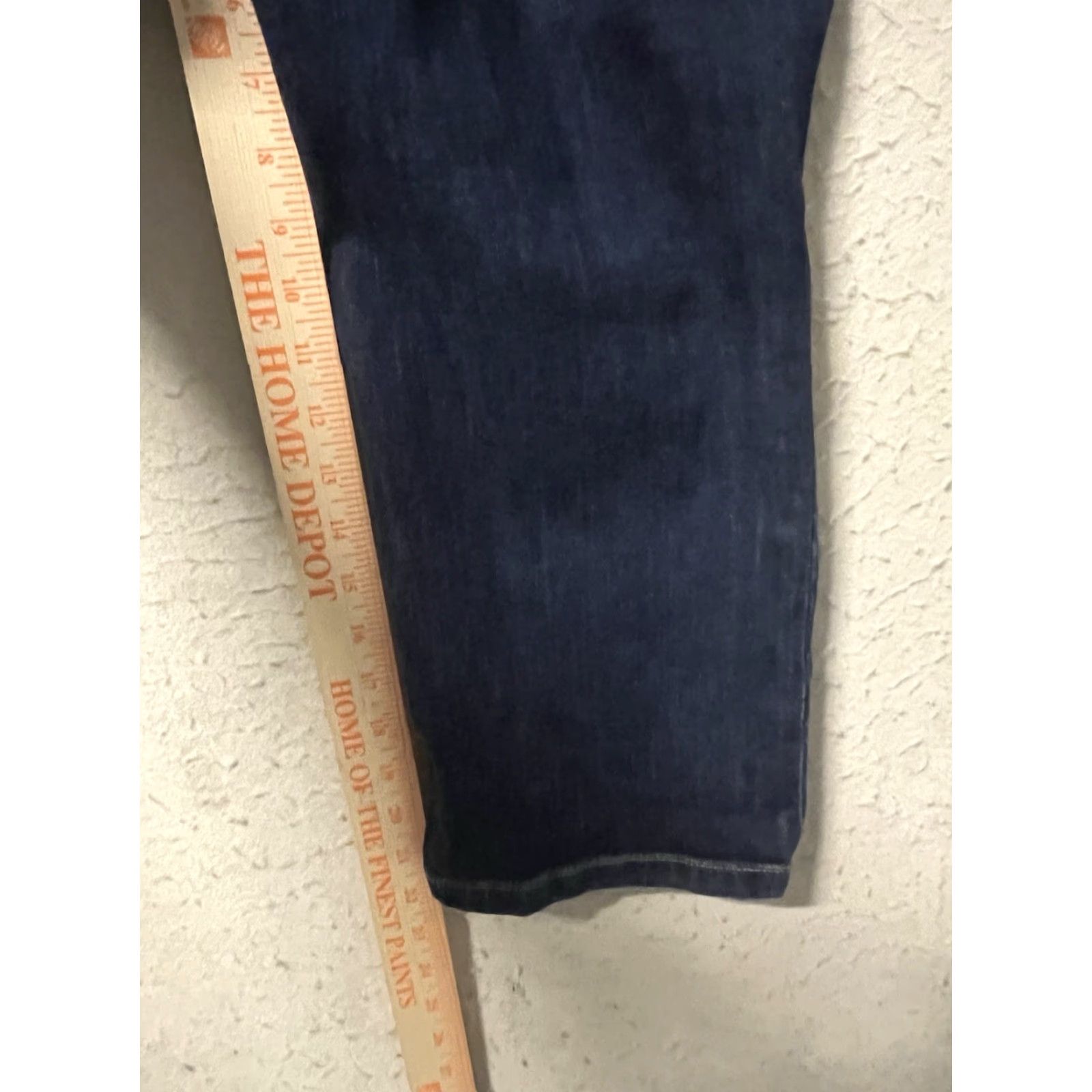Lee Lee Jeans Capri Jeans Womens 18M Blue Dark Wash Cropped Stretch Denim Plus Size High Rise 21in Inseam Pockets Size 40" / US 18 - 5 Thumbnail