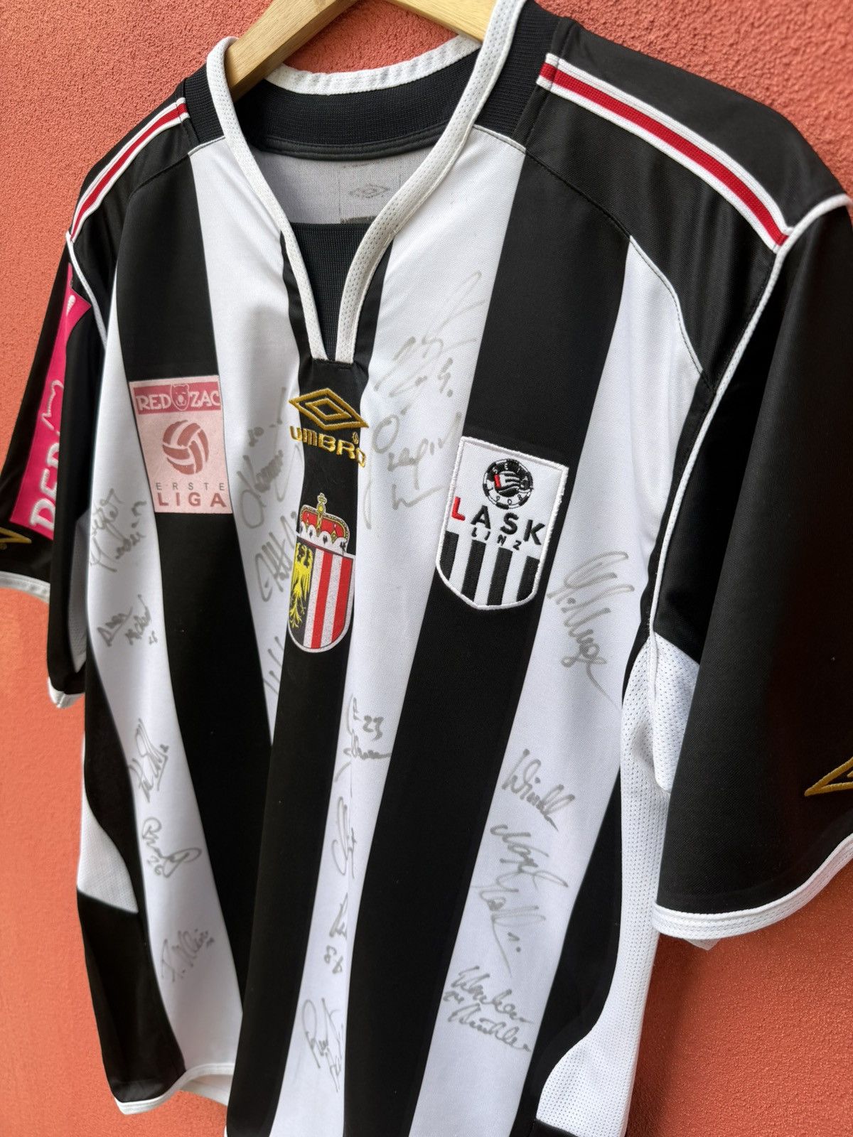 Umbro Matchworn Lask Linz Football Club (Vastic 9) Size US L / EU 52-54 / 3 - 3 Thumbnail