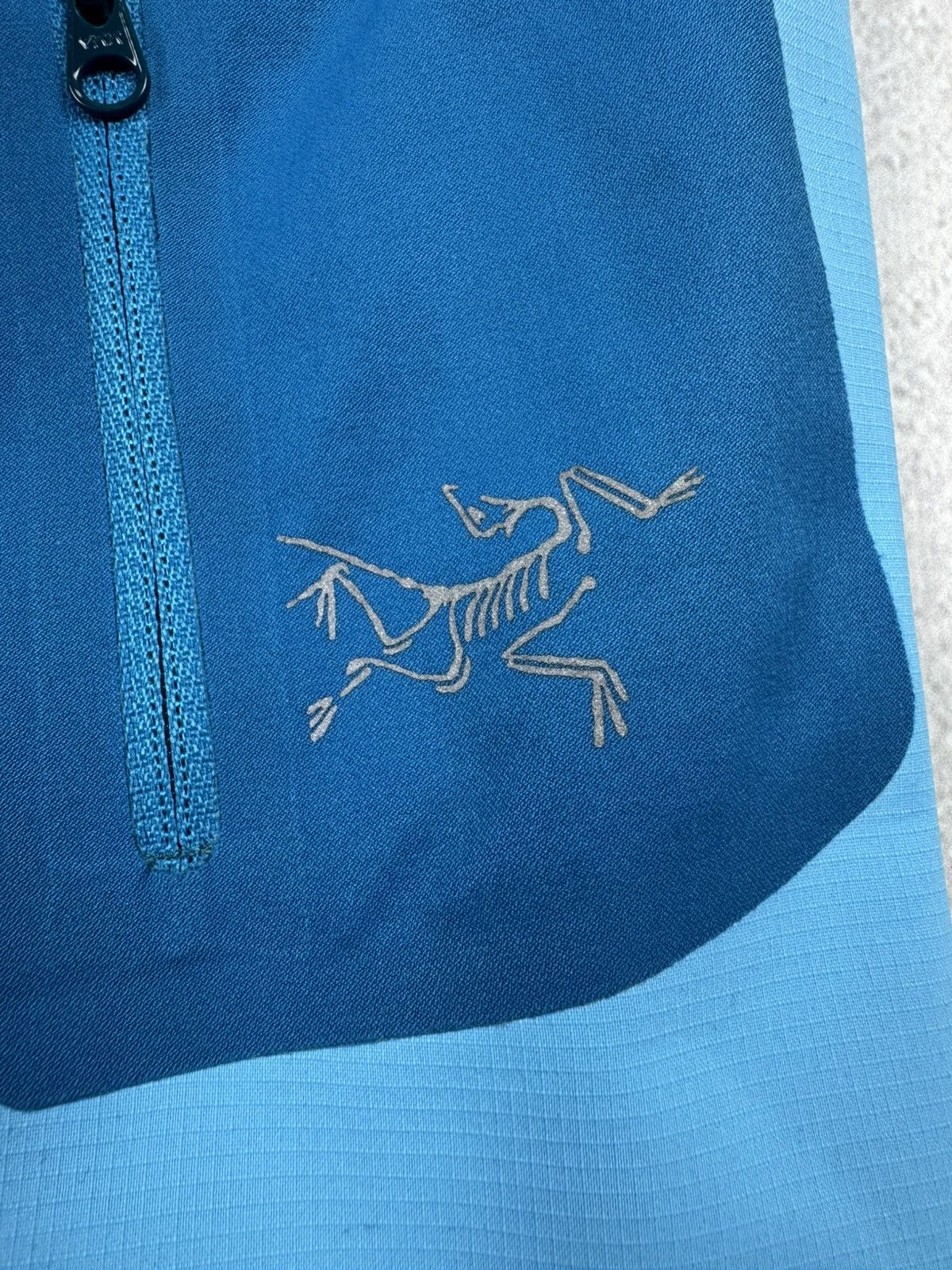 Arc'teryx Vintage Arcteryx Gamma MX Hooded Blue Shell Outdoor Jacket Size S / US 4 / IT 40 - 13 Thumbnail