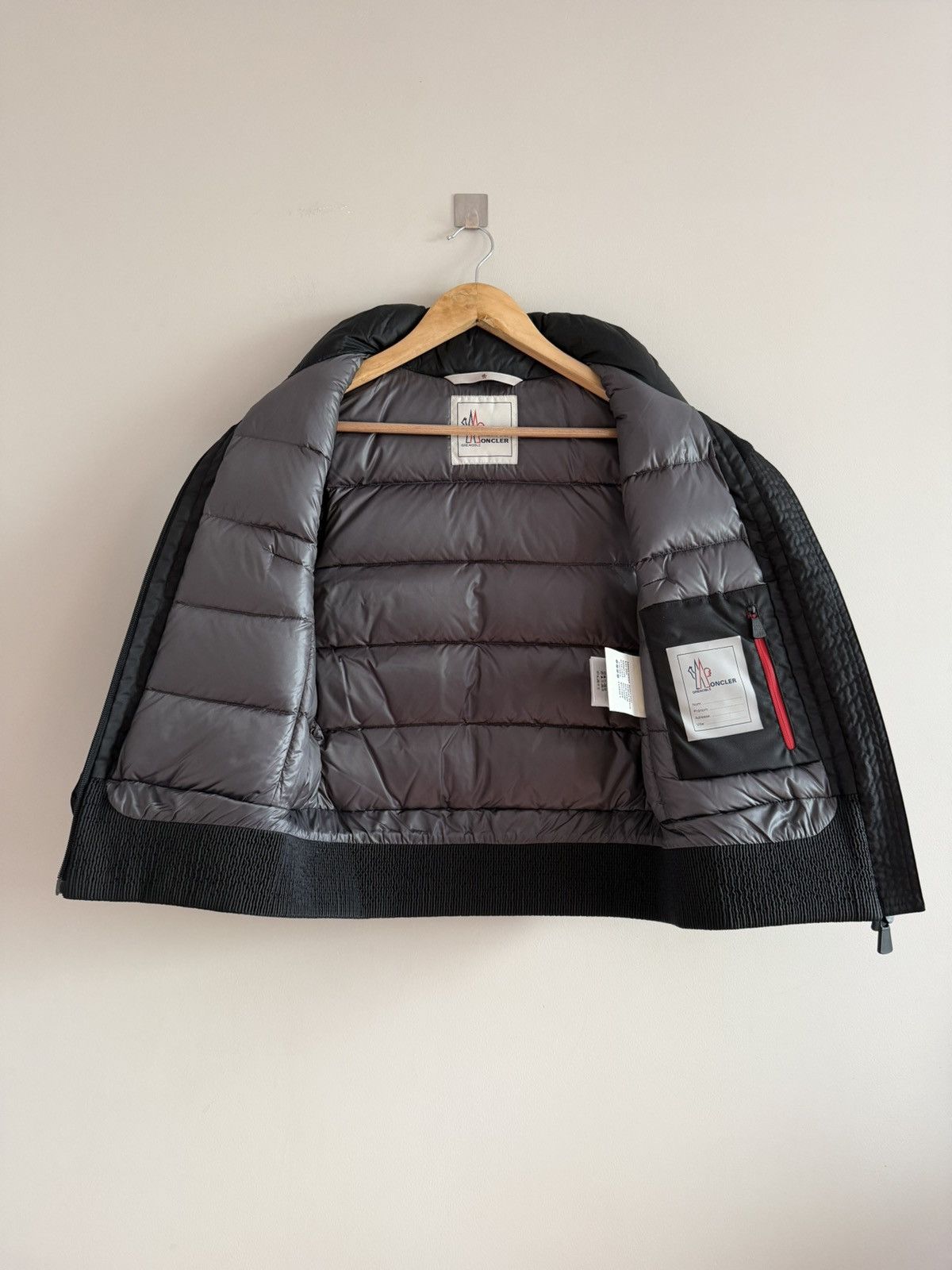 Moncler Moncler Grenoble Silver Gradient Down Melette Gilet Vest Size S / US 4 / IT 40 - 6 Thumbnail