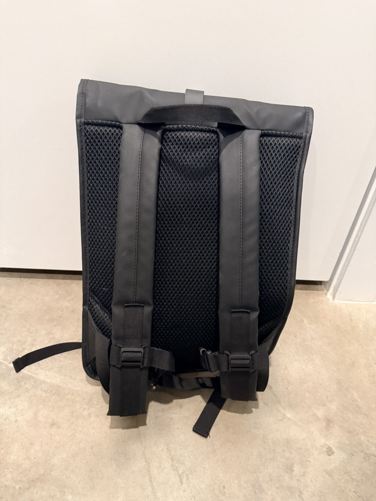 Rains Rains Waterproof Rolltop Rucksack Size ONE SIZE - 2 Thumbnail
