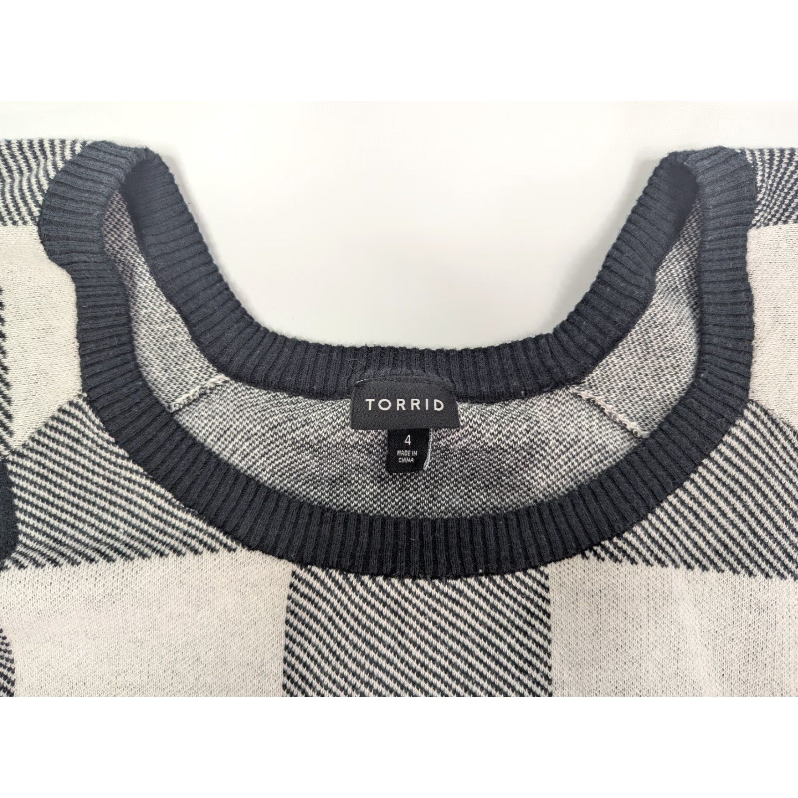 Torrid Torrid Womens Sweater Pullover Raglan Black/White Buffalo Plaid Size 4X Cotton Knit Size XXL / US 16-18 / IT 52-54 - 7 Thumbnail