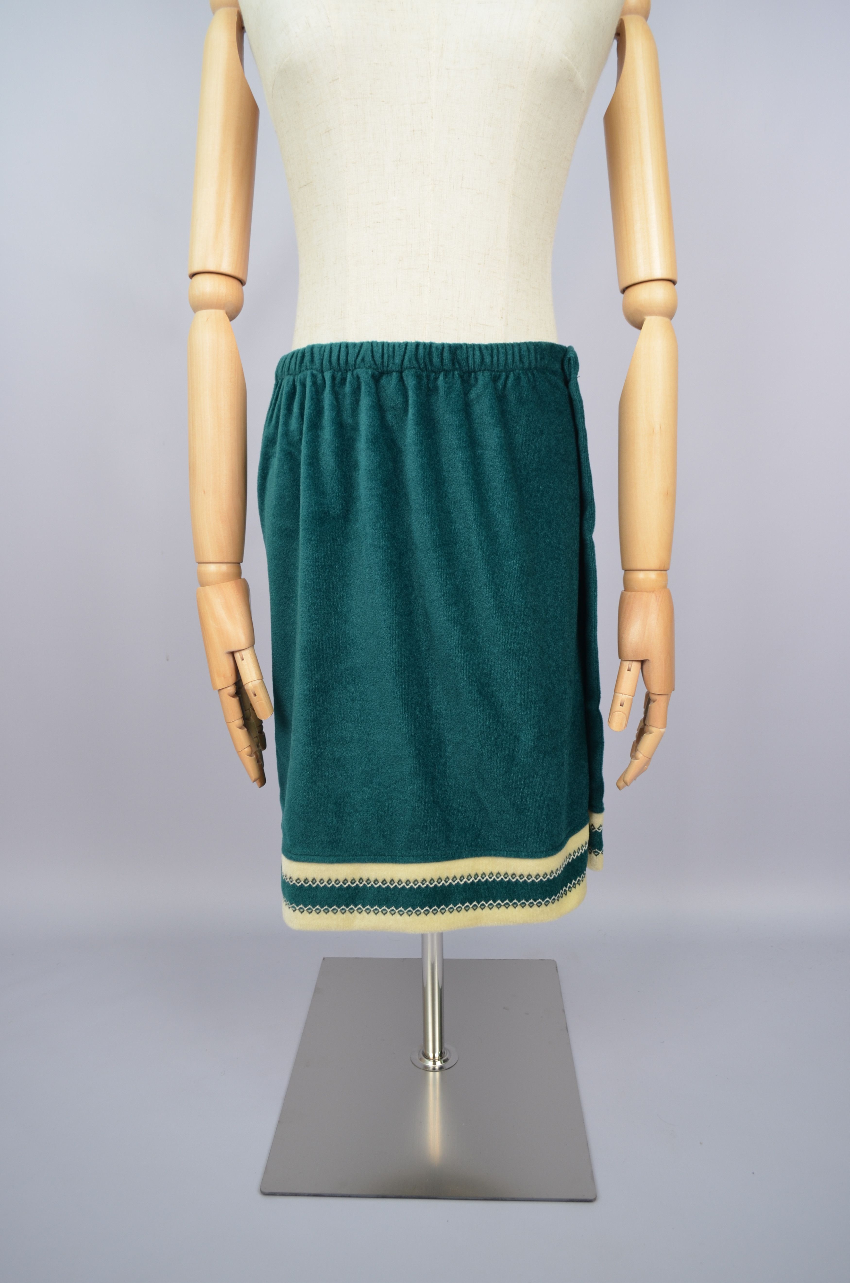 Christian Dior Monsieur × Designer × Dior Christian Dior Robe De Chambre Logo Velvet Wrap Skirt OS Size 28" / US 6 / IT 42 - 7 Thumbnail