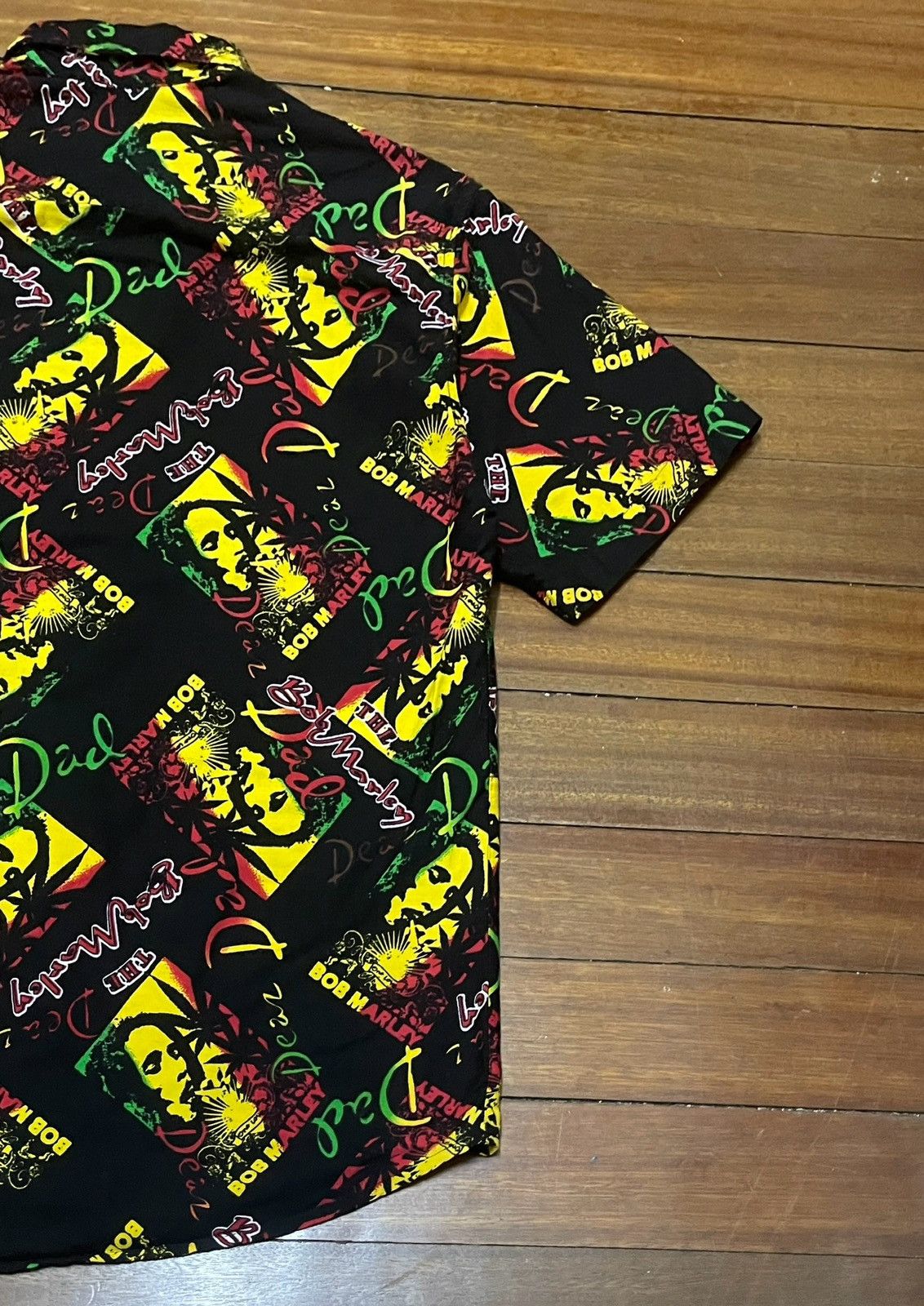 Band Tees Very Rare Vintage Singer Bob Marley Full Print Shirt 1990s Size US XL / EU 56 / 4 - 8 Thumbnail