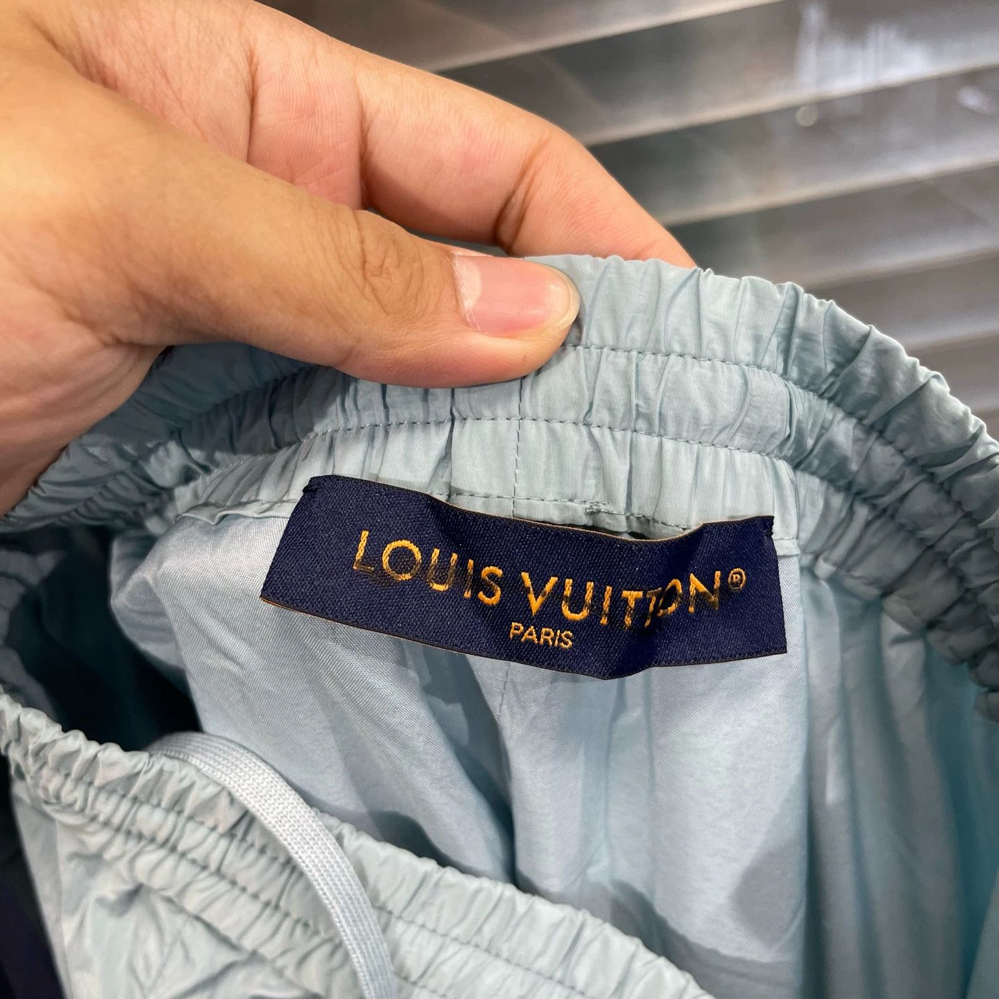 Louis Vuitton LV Flocked Patch Peace Dove Sweatpants XL Size 30" / US 8 / IT 44 - 3 Thumbnail