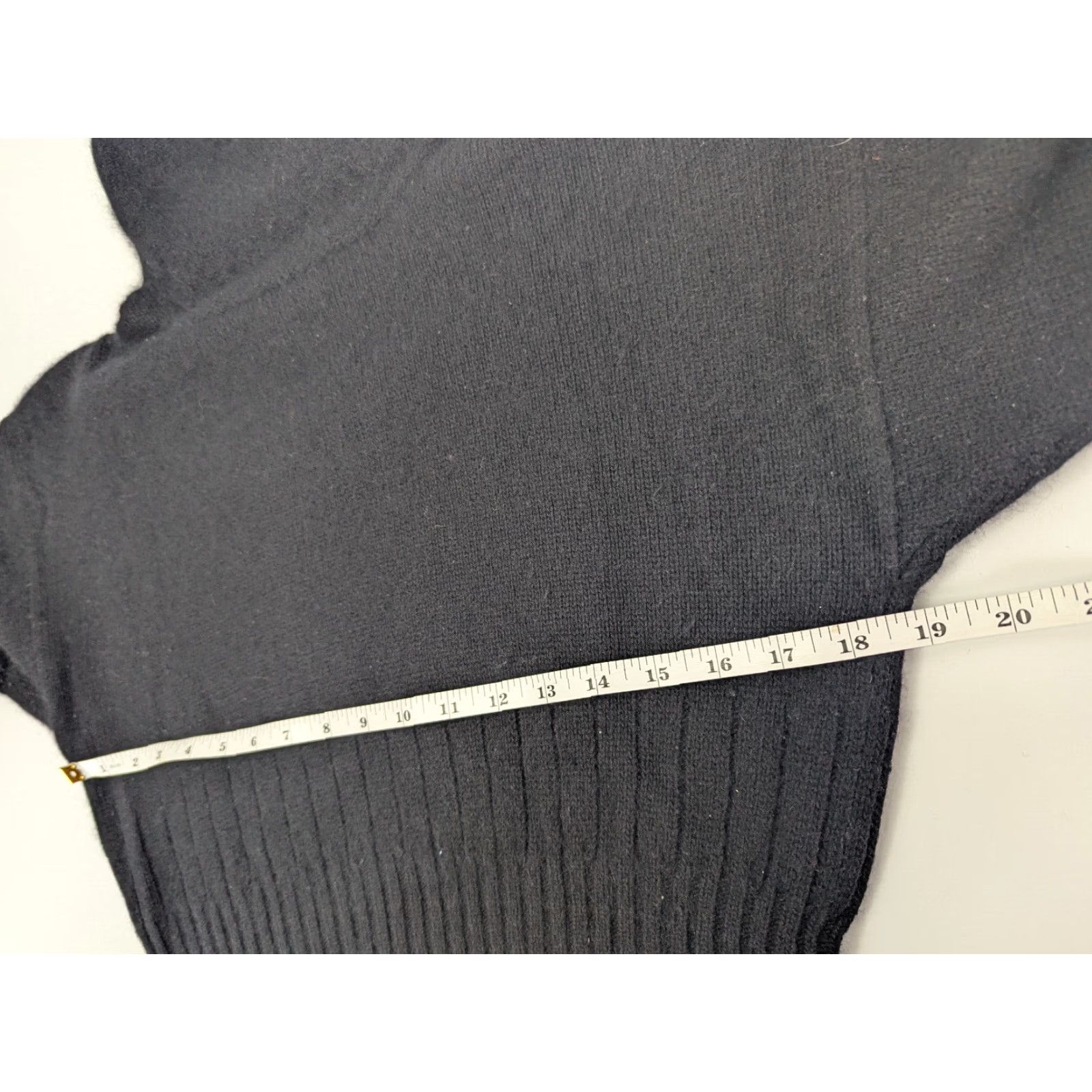 Obermeyer VINTAGE Obermeyer Black Turtleneck Knit Sweater - Wool Blend - Size S (Women) - Ski Soft Tee - Long Sleeve - Solid - Mens? Size S / US 4 / IT 40 - 5 Thumbnail
