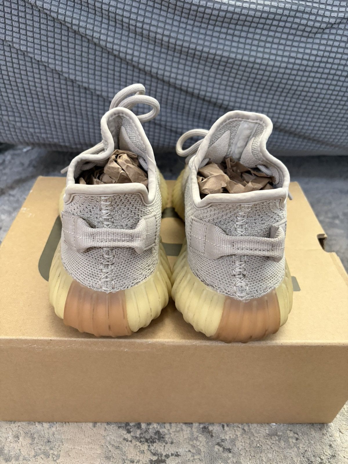 Yeezy Yeezy Boost 350 V2 Sesame 2018 Size US 5.5 / IT 35.5 - 3 Thumbnail