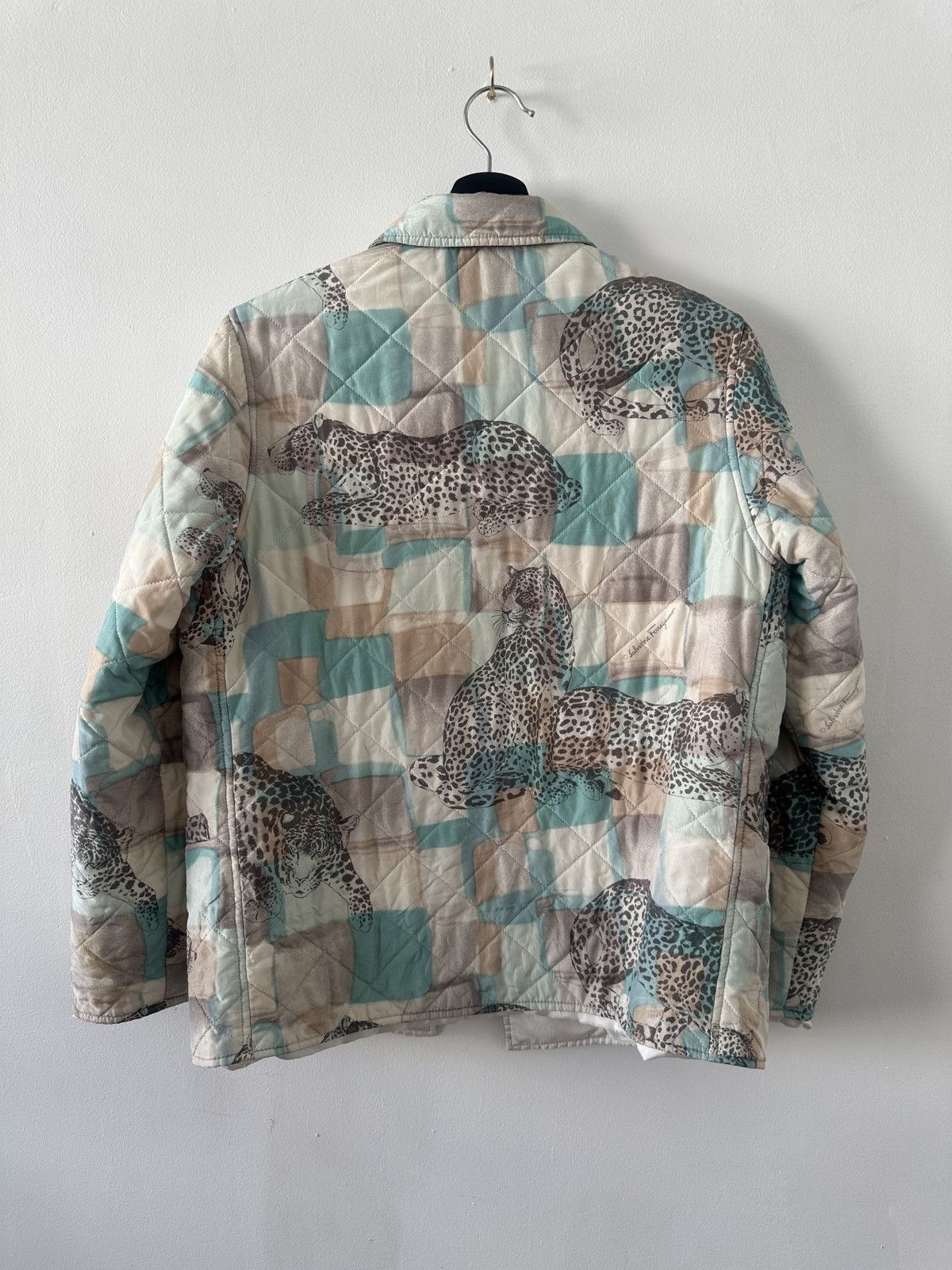 Salvatore Ferragamo Vintage Ferragamo Leopard Pattern Quilted Silk Jacket Size S / US 4 / IT 40 - 4 Thumbnail