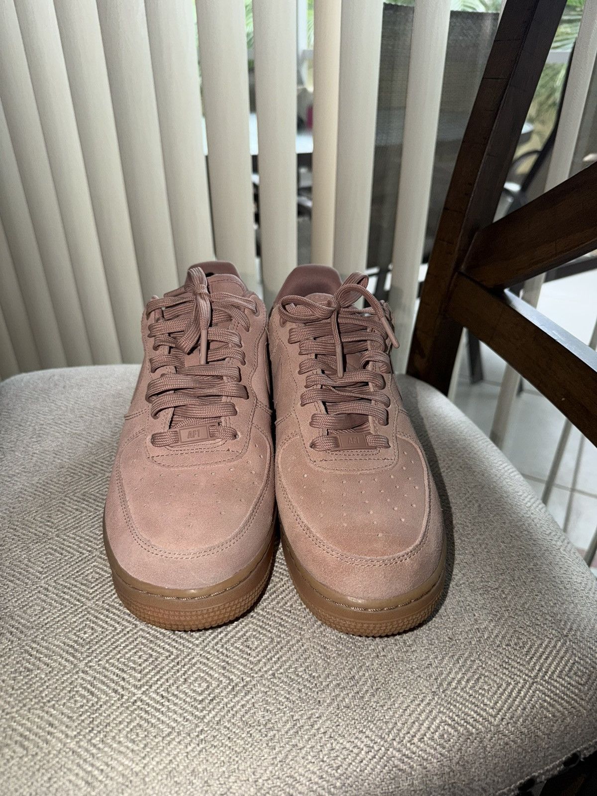 Nike Nike Air Force 1 Low - Suede Particle Pink Size US 9 / EU 42 - 3 Thumbnail