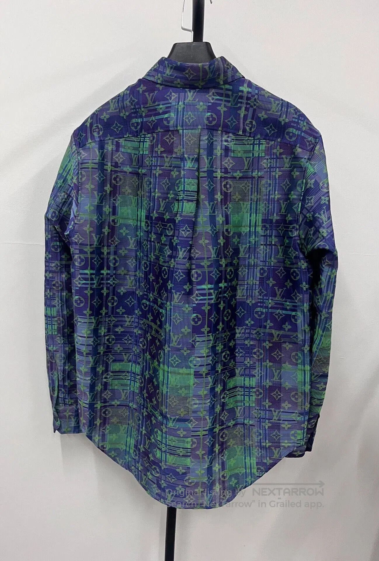 Louis Vuitton louis vuitton neon check long sleeve shirt. Size US M / EU 48-50 / 2 - 2 Thumbnail
