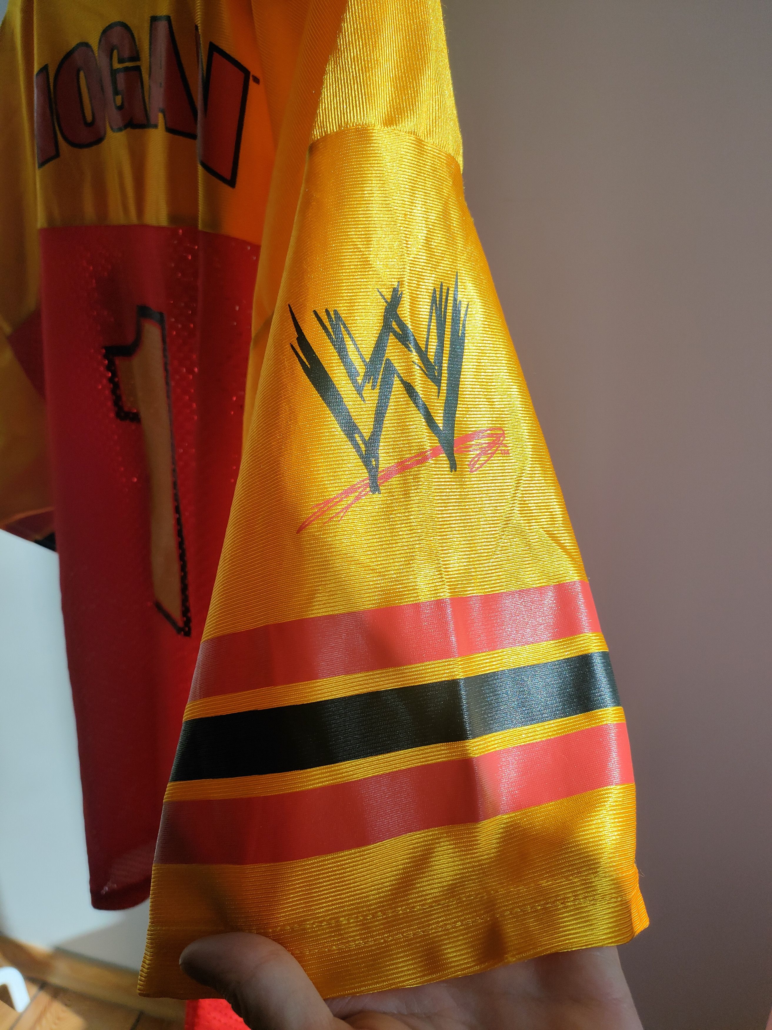 WWE 2002 Hulk Hogan Hulkamaniacs WWE Wrestling Jersey Mesh Tee Size US XL / EU 56 / 4 - 6 Thumbnail