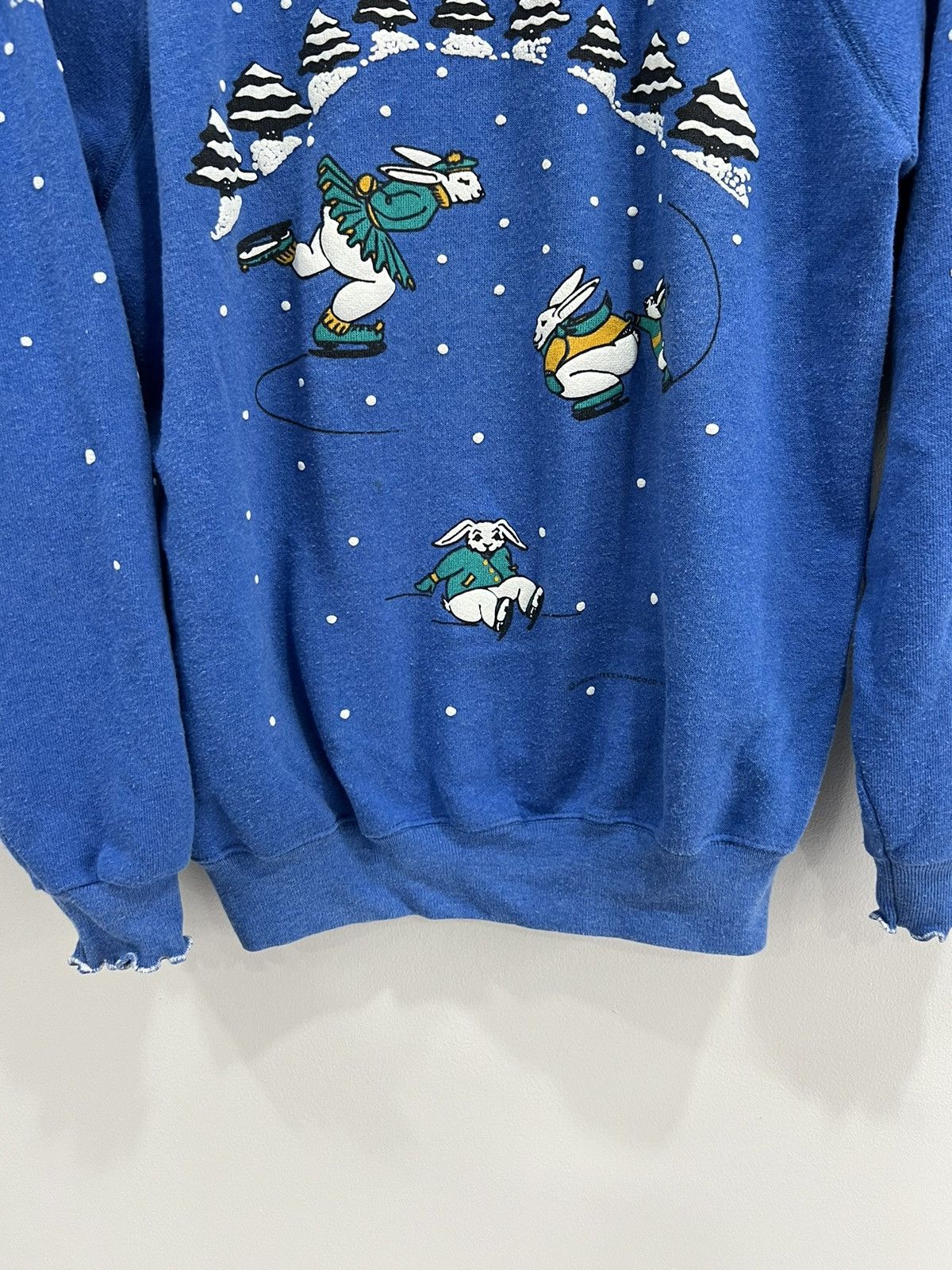 Vintage Vintage Womens Skating Bunny Rabbit Sweater ski snowboard Size US M / EU 48-50 / 2 - 2 Thumbnail