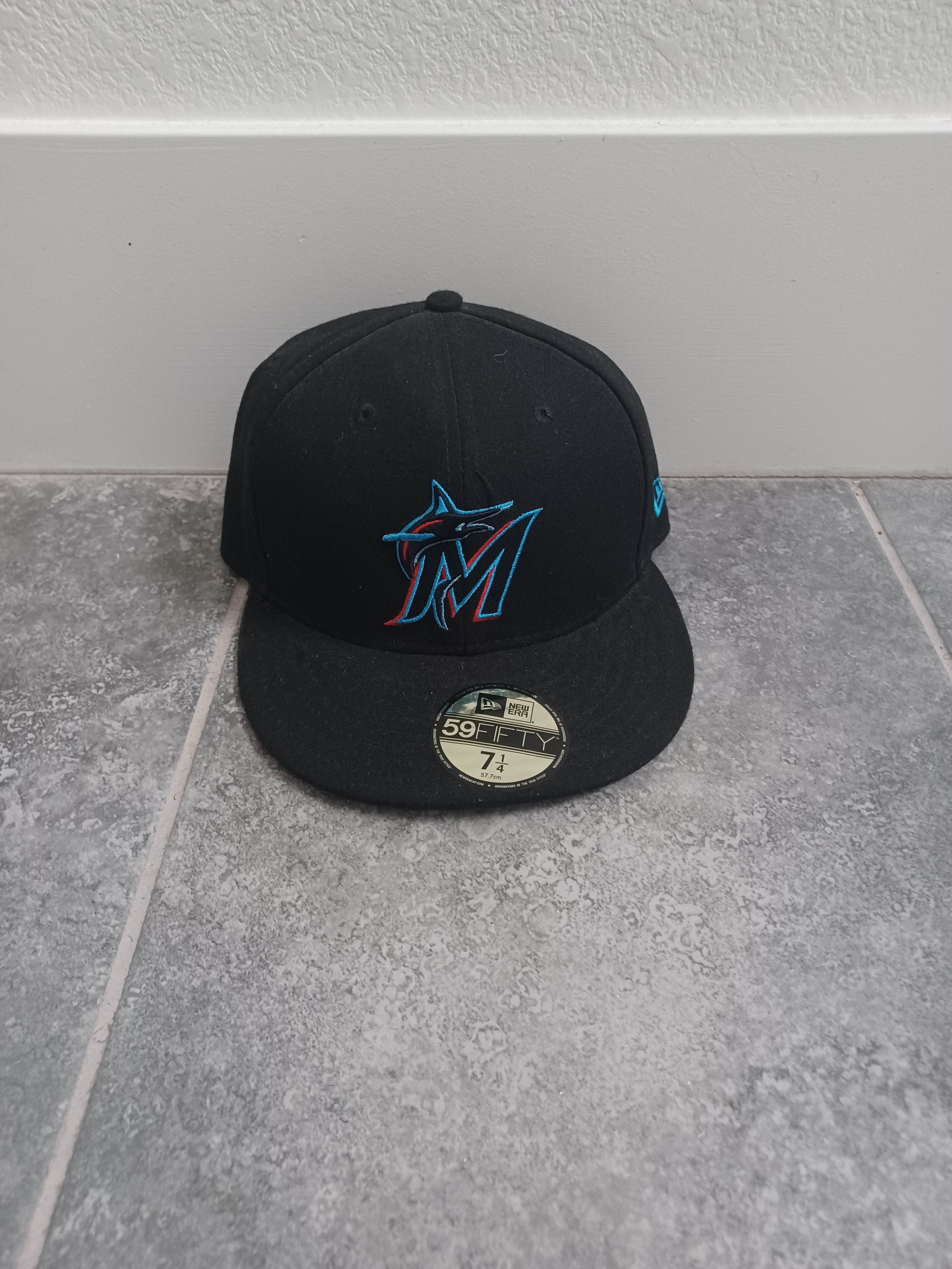 New Era Miami marlins fitted Size ONE SIZE - 1 Thumbnail