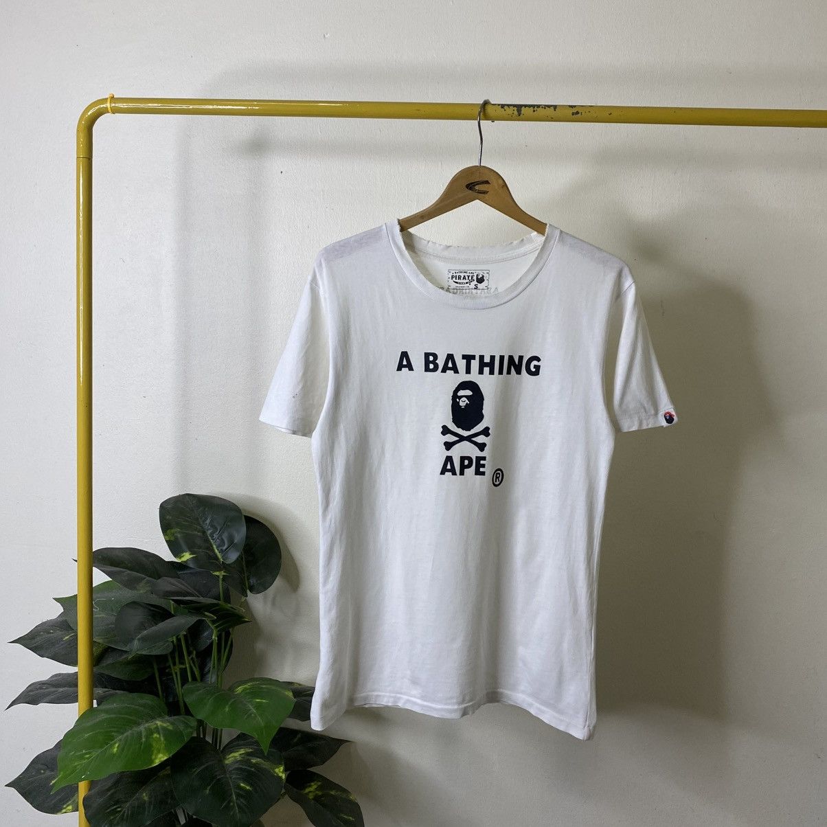 Bape A Bathing Ape Pirate Store Nigo T Shirt Size US S / EU 44-46 / 1 - 1 Thumbnail