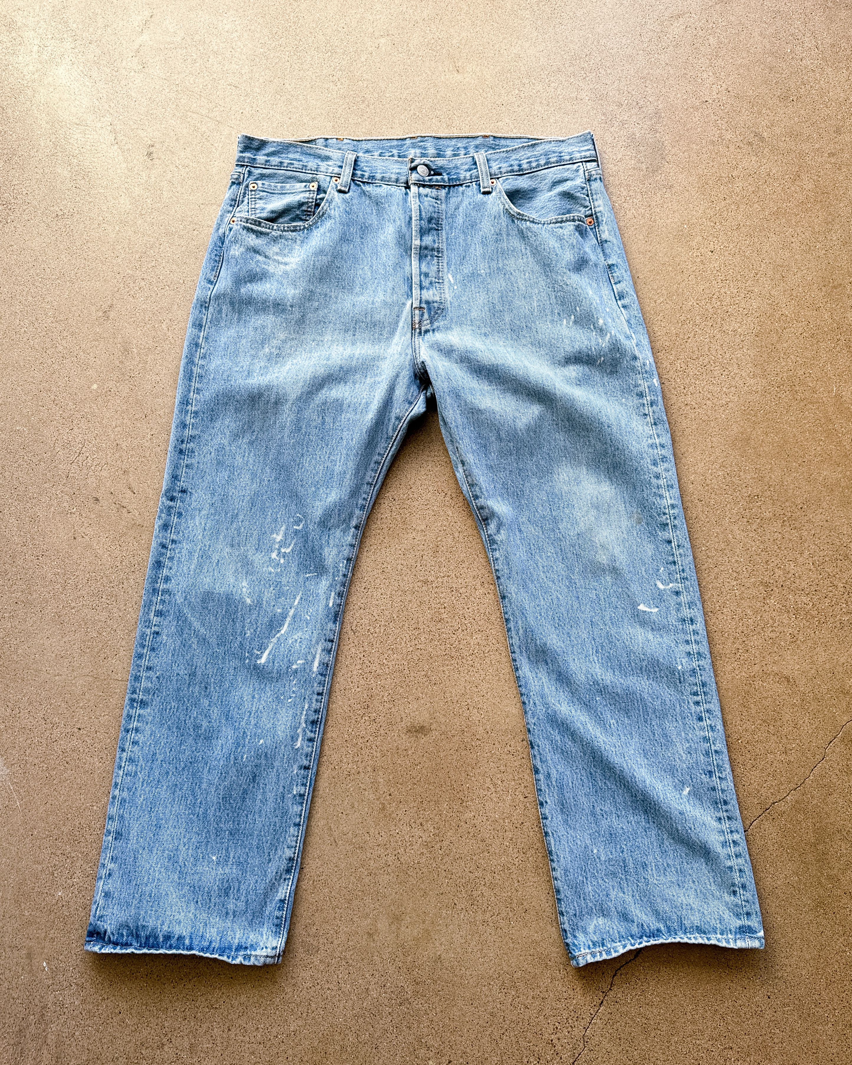 Levi's Levi's 501 Jeans Straight Leg Classic Button Fly Men's 38 Size US 38 / EU 54 - 1 Thumbnail