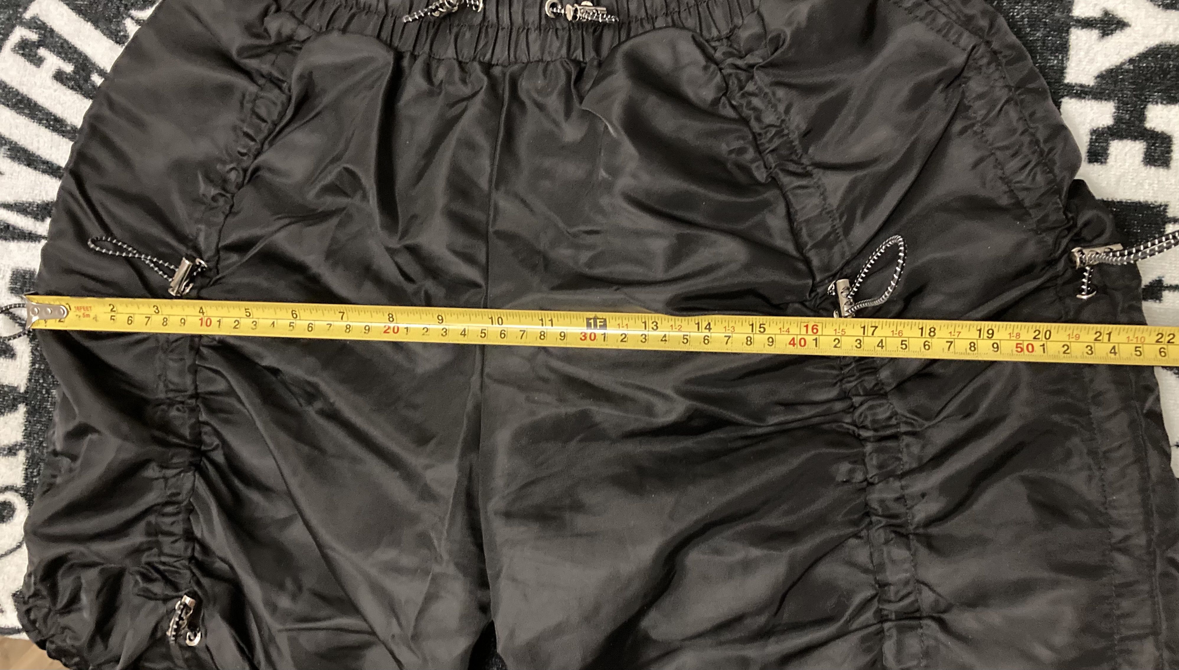 Maniere De Vior Maniere De Voir Nylon Bungee Ruched Cargo Pants - Black Size 28" / US 6 / IT 42 - 12 Thumbnail