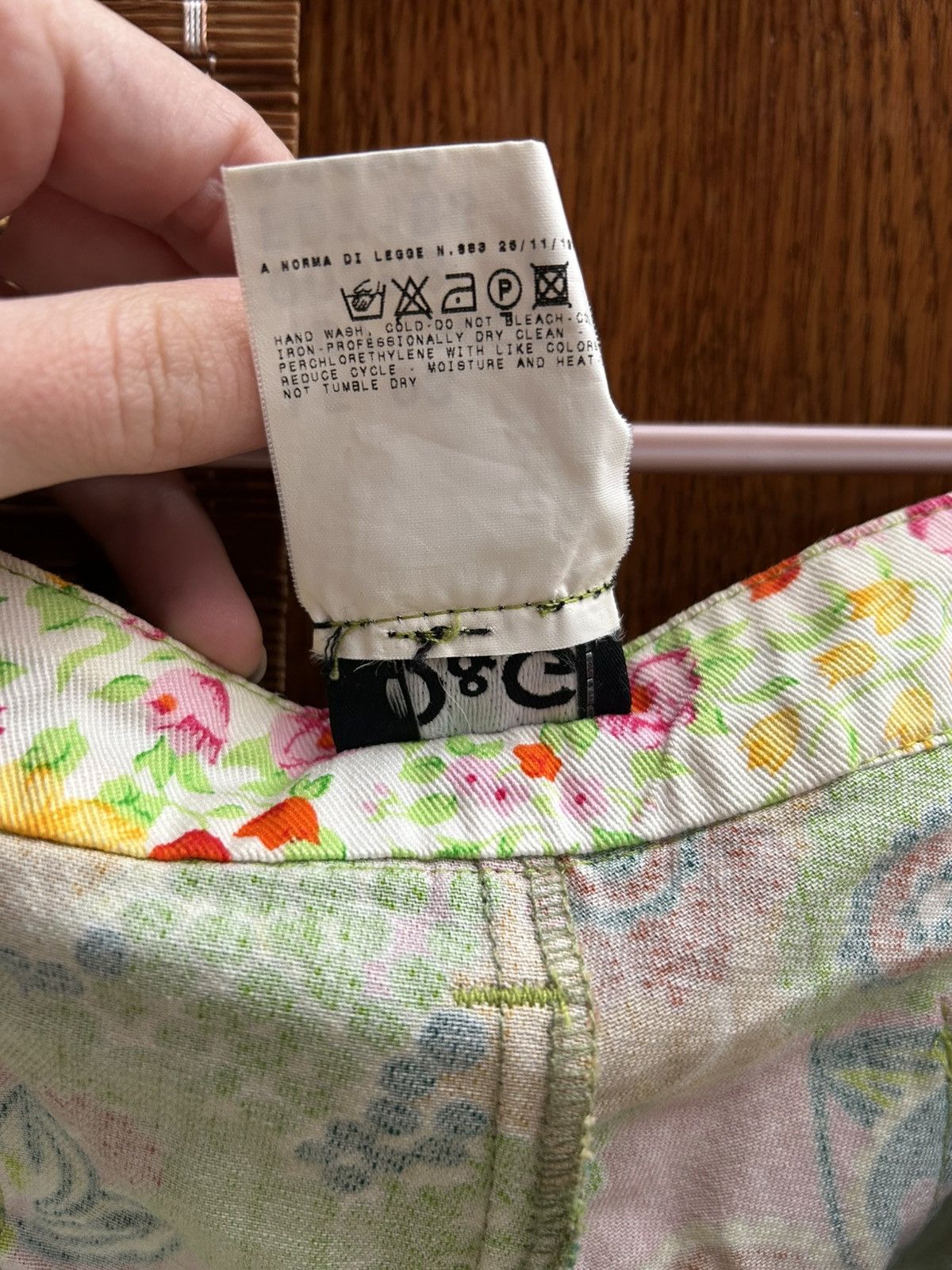 Y2k Dolce & Gabbana Hippie Print Floral Shorts Size 28(42