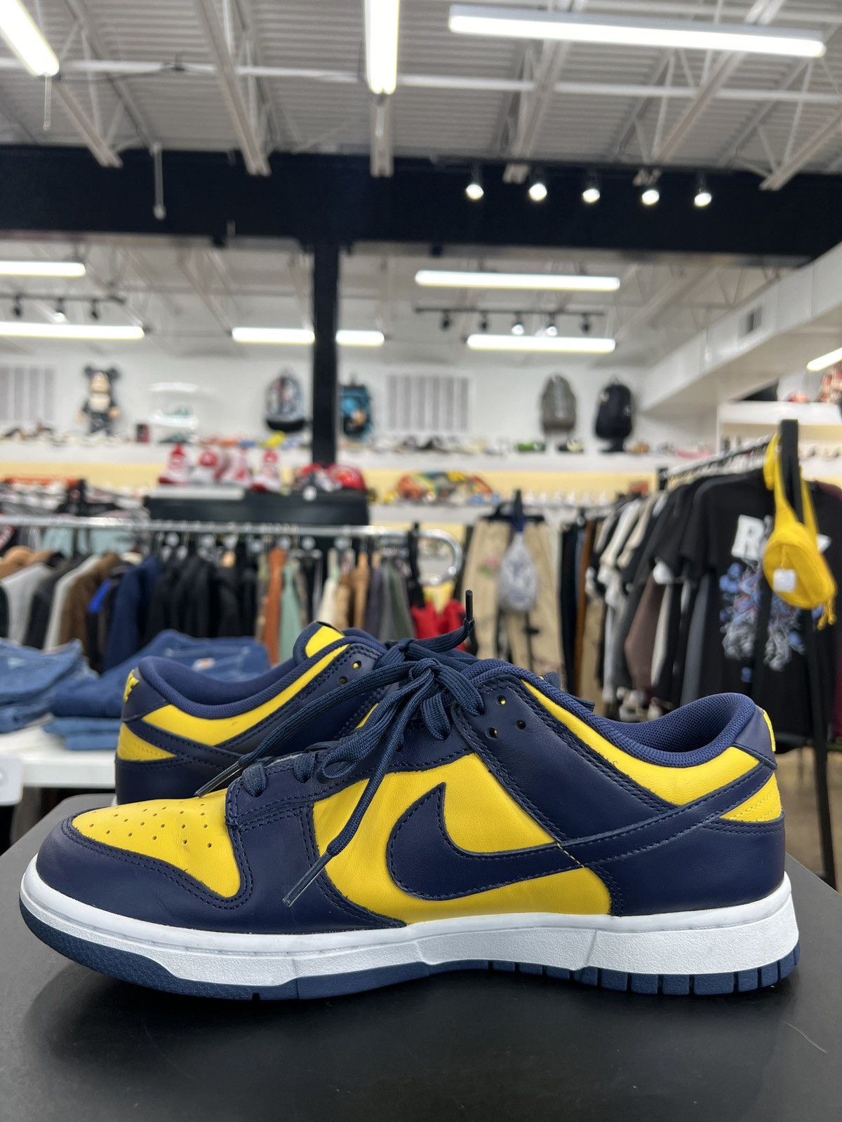 Nike Nike Dunk Low Michigan Sz. 10 (2021) Size US 10 / EU 43 - 3 Thumbnail