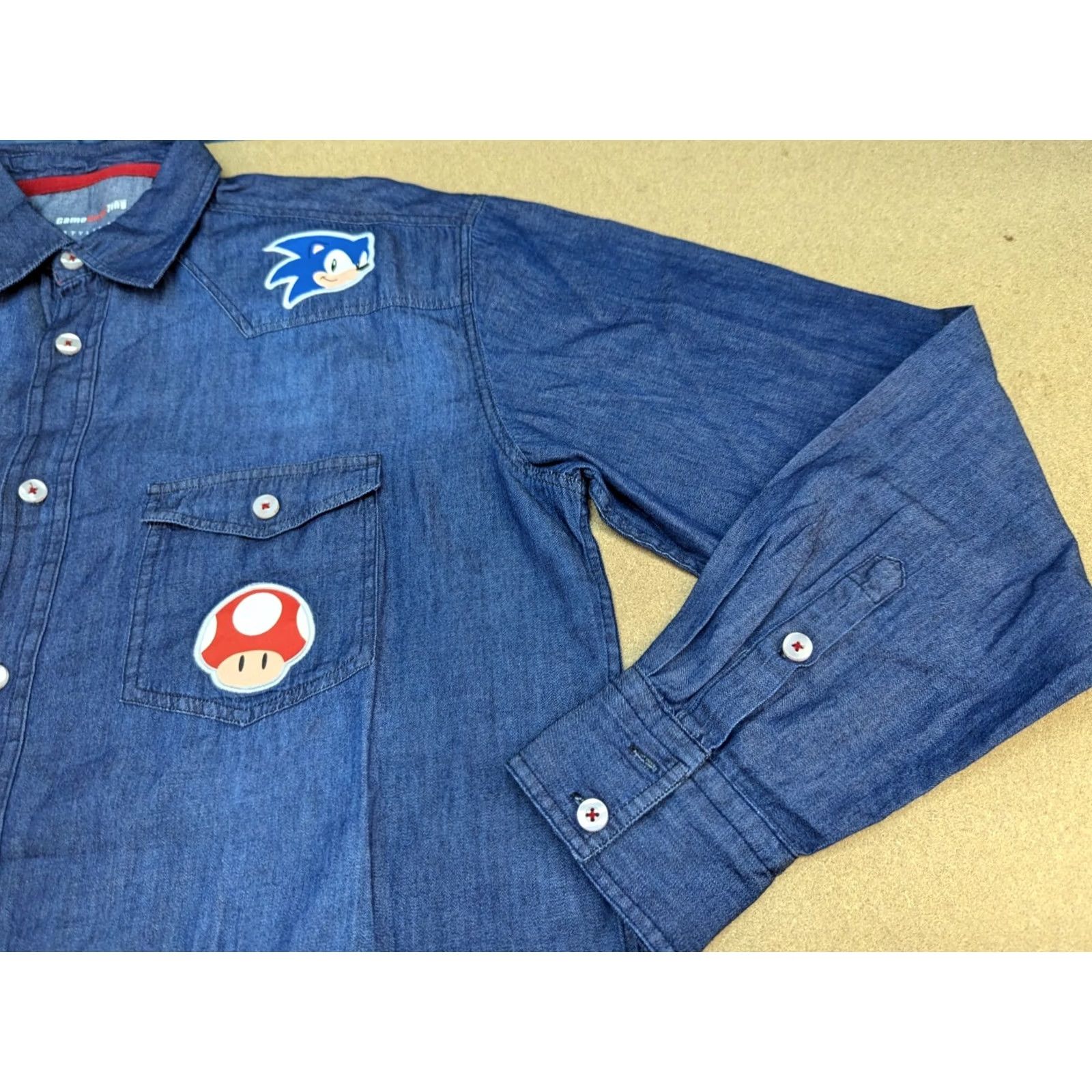 Denime Audes Gamestop Zing Pop Culture Button Up Shirt Denim L Australia Men Blue Cotton Denim Shirt Long Sleeve Button-Up Casual Pocketed collared Mens 90s? Size US L / EU 52-54 / 3 - 7 Thumbnail