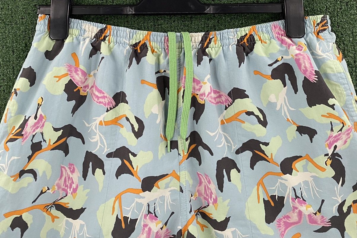 Patagonia Patagonia Baggies Flying Cranes Birds Paradise Lined Shorts Size US 38 / EU 54 - 2 Thumbnail