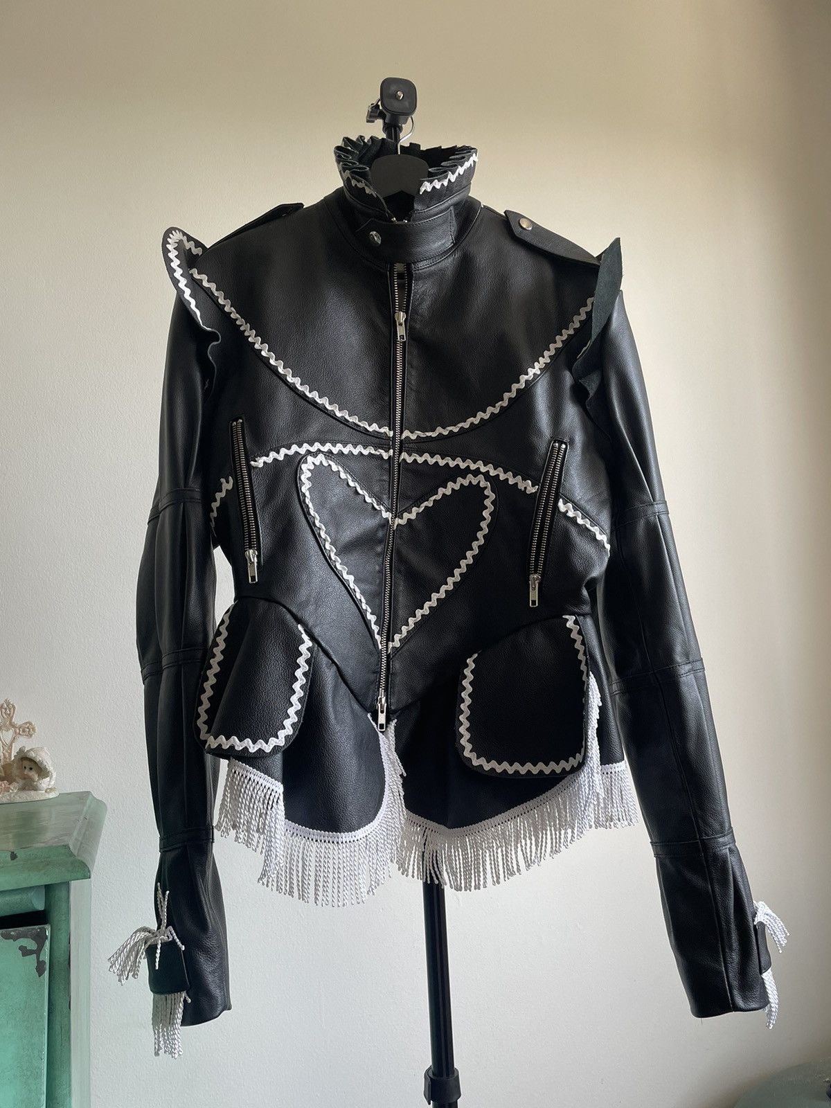 Charles Jeffrey LOVERBOY Black and White Heart Embroidered Leather Jacket Size US S / EU 44-46 / 1 - 1 Thumbnail
