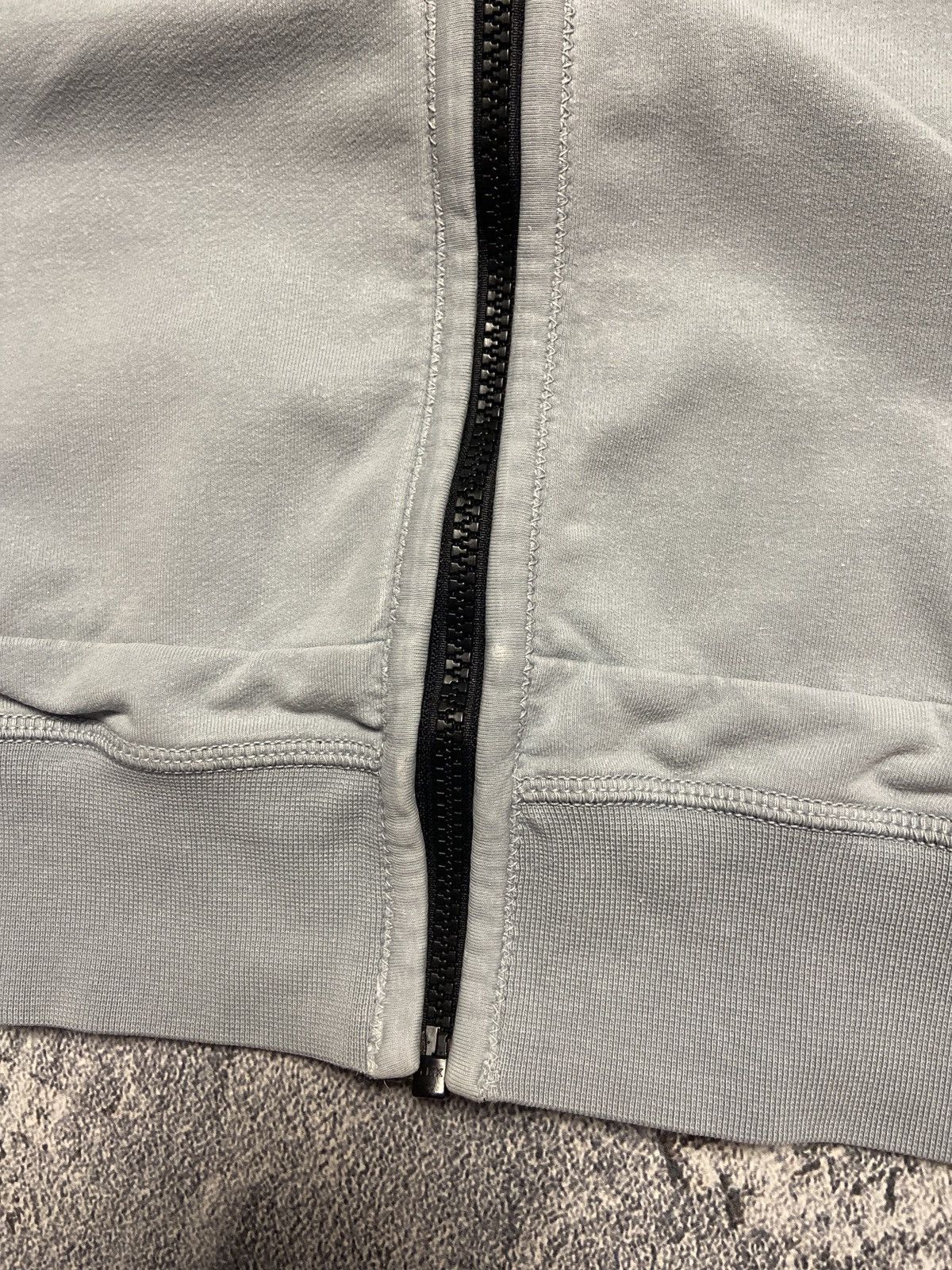 Stone Island Stone Island Junior Full Zip Hoodie Fits Mens Small Size US S / EU 44-46 / 1 - 17 Thumbnail