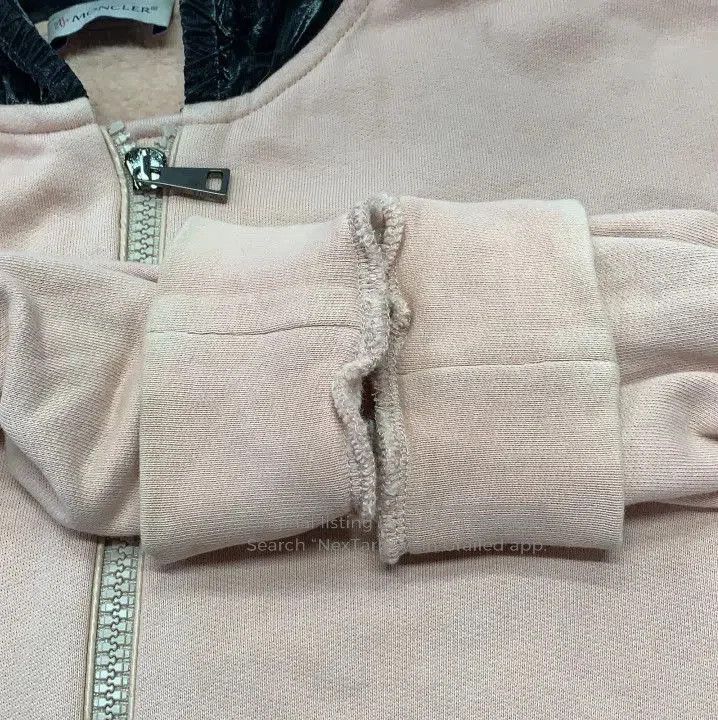 Moncler Moncler Kids Solid Color Hooded Jacket. Size US XXS / EU 40 - 4 Thumbnail