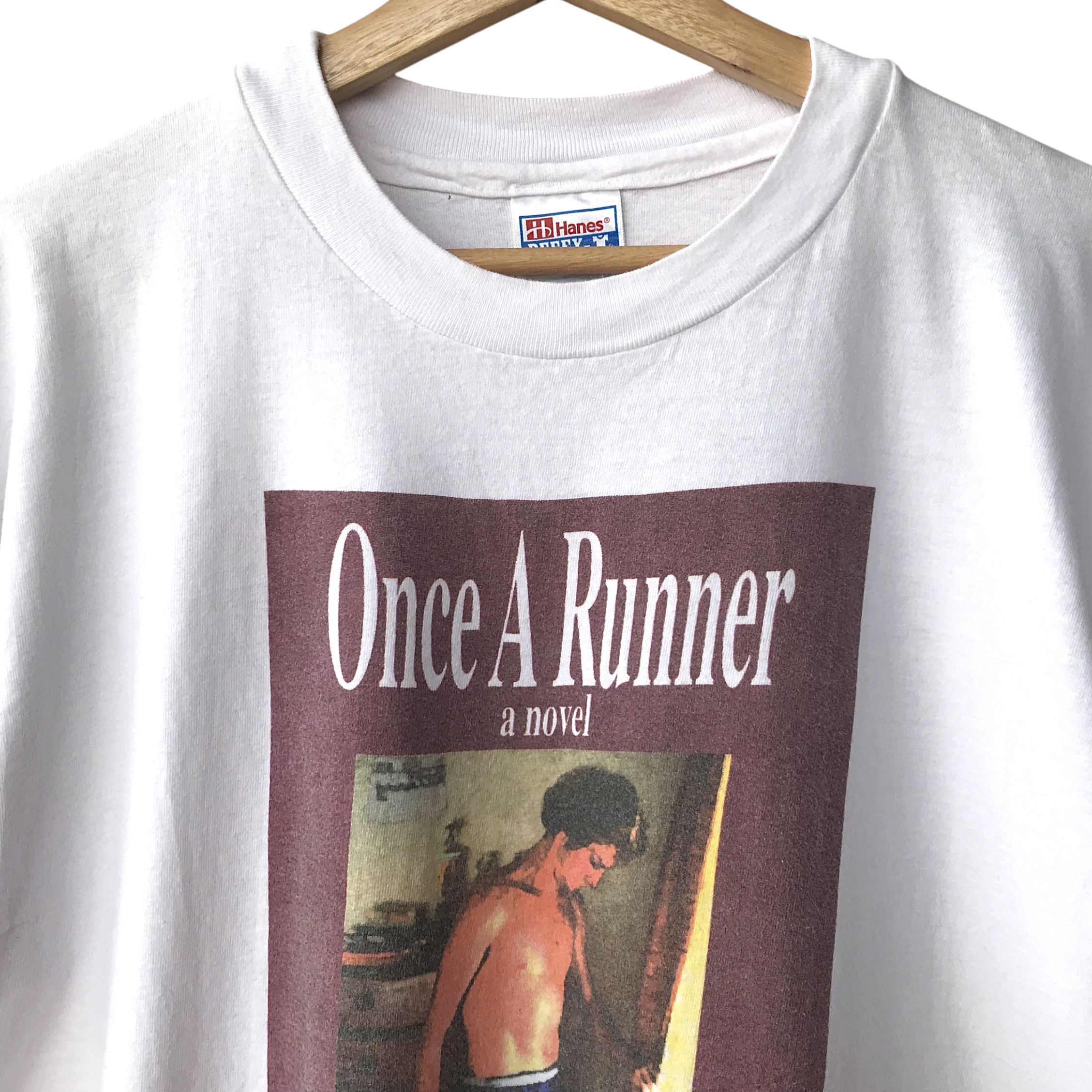Hanes × Vintage Once A Runner Novel By John L. Parker Vintage 90s Promo Tee Size US L / EU 52-54 / 3 - 3 Thumbnail