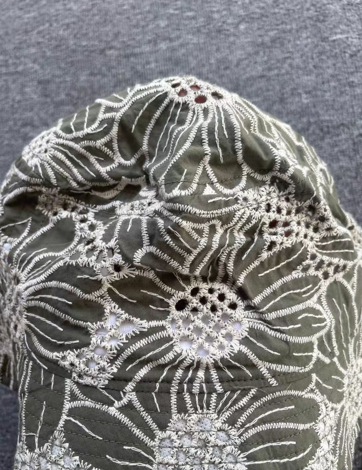 Billionaire Boys Club BBC ICECREAM Openwork Embroidered Knitted Bucket Hat Size ONE SIZE - 4 Thumbnail