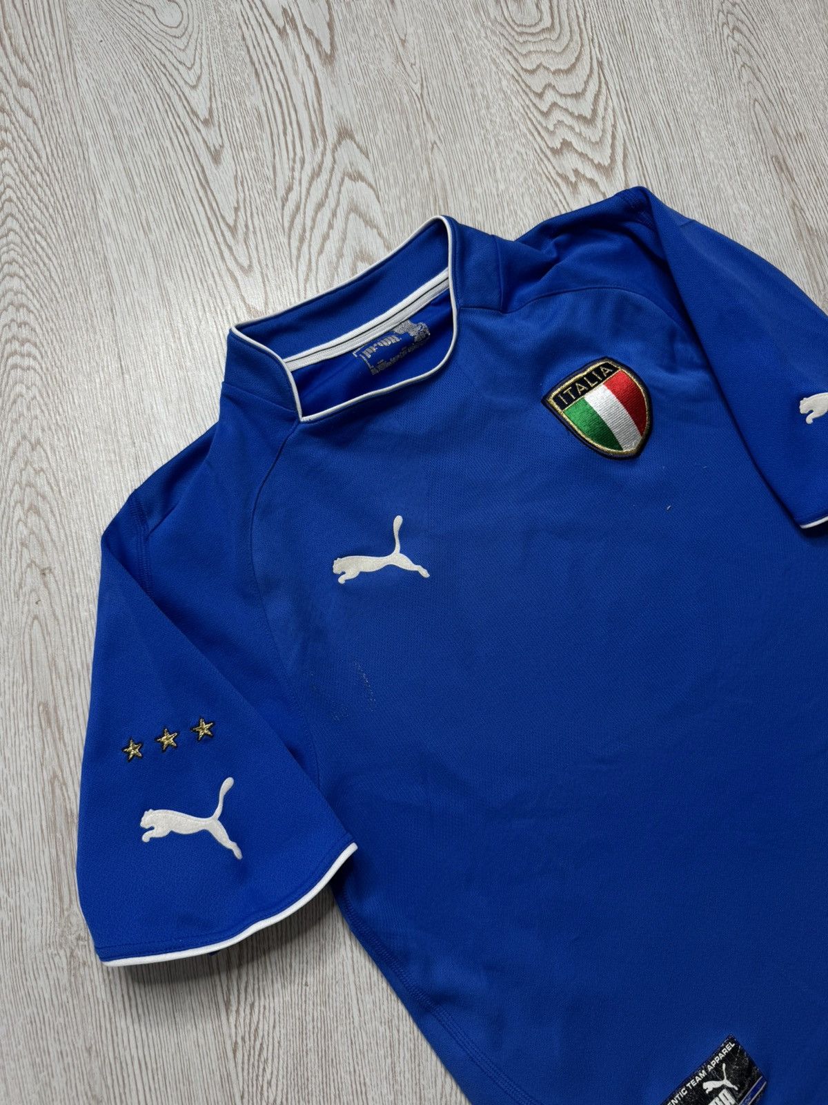 Puma × Vintage Vintage Puma Italy 2003/2004 home jersey size S Size US S / EU 44-46 / 1 - 2 Thumbnail