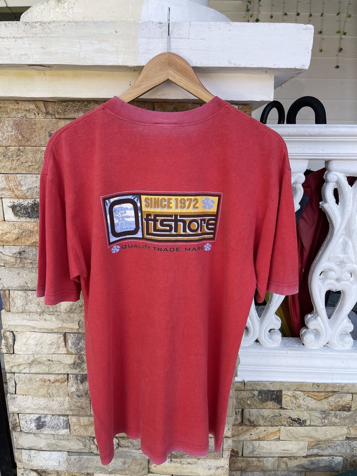 Pilgrim Surf + Supply Last Drop🔥STEALS🔥Vtg SUN FADED Off Shore Since 1972 T Shirt Size US L / EU 52-54 / 3 - 1 Thumbnail