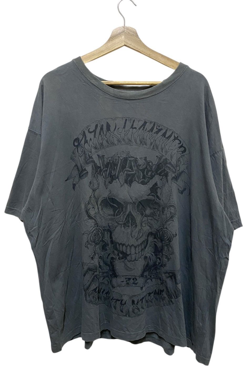 The Unbranded Brand Out Of Bounds Short Sleeve Tee Size US XXL / EU 58 / 5 - 1 Thumbnail