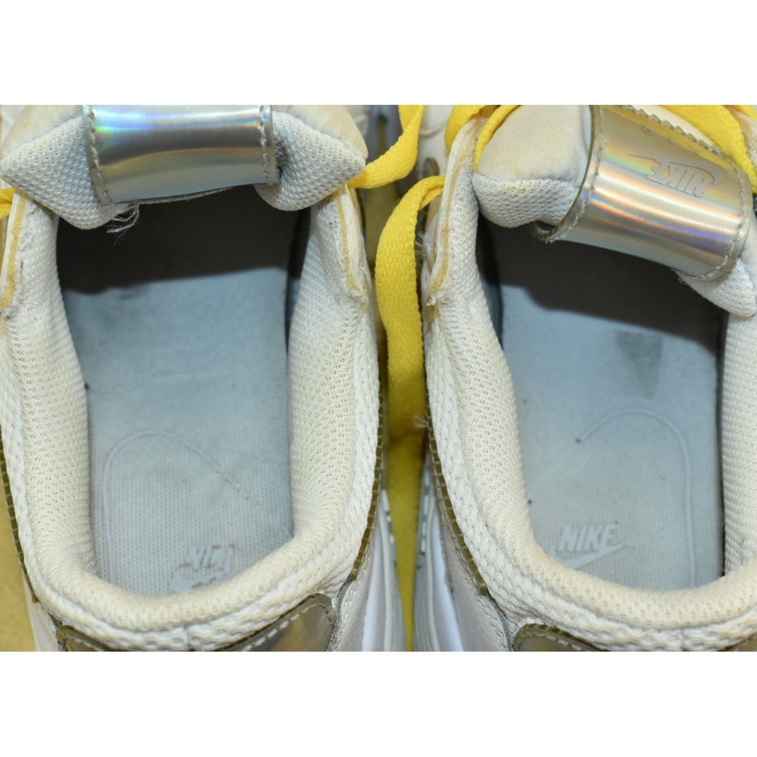 Nike Nike Air Max Excee Womens Shoes Size 8.5 White Athletic Runn Size US 8.5 / IT 38.5 - 9 Thumbnail