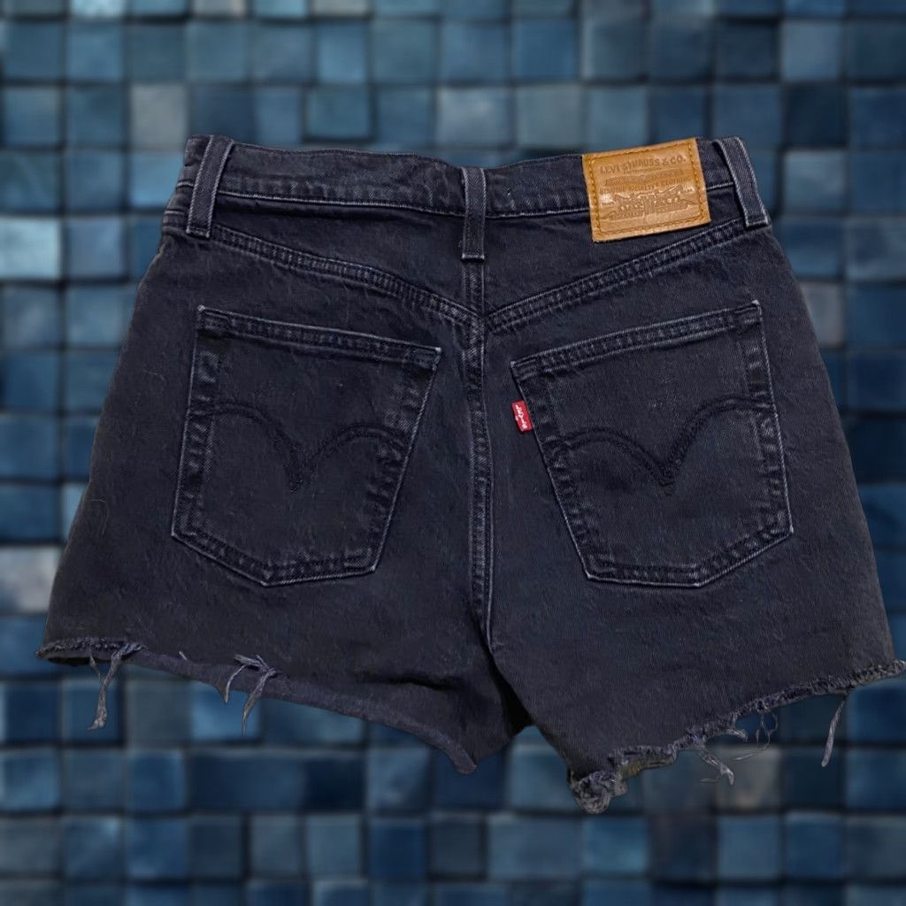 Levi's Levi's Womens 26 Jeans Shorts High Rise Cut-Off Inseam 2" Black Denim Stretch Pockets 5-Pocket Womens Casual - Size 26" / US 2 / IT 38 - 1 Thumbnail