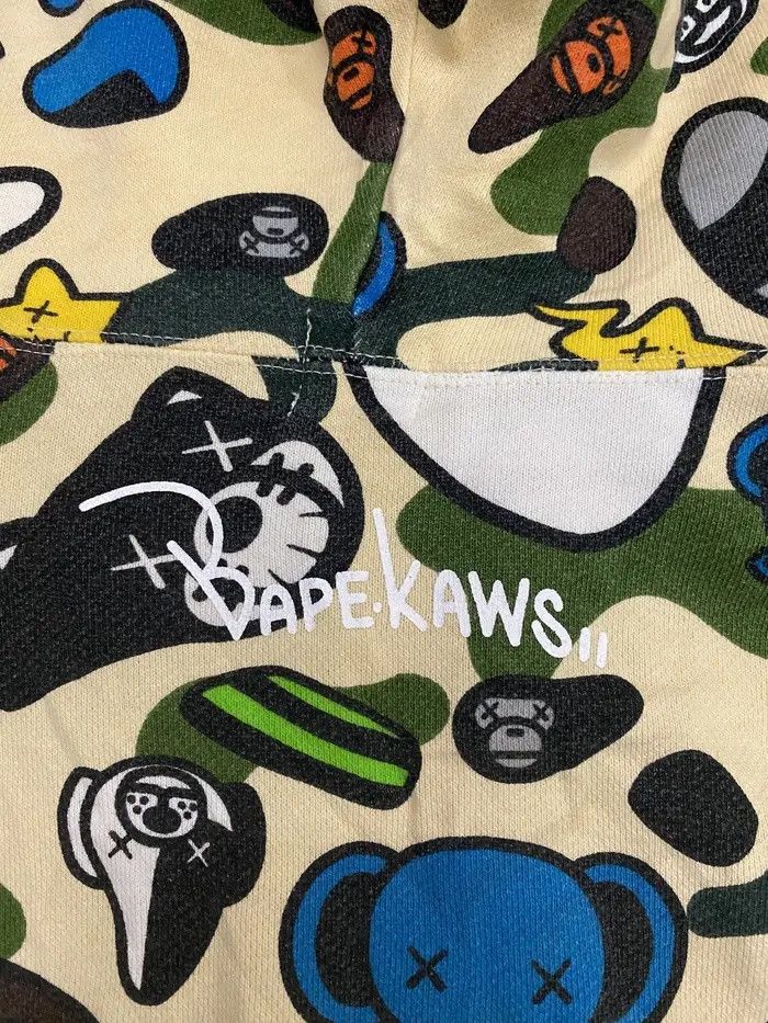 Bape × Kaws A Bathing Ape Baby Milo x Kaws Full Zip Printed Hoodie Size US L / EU 52-54 / 3 - 5 Thumbnail