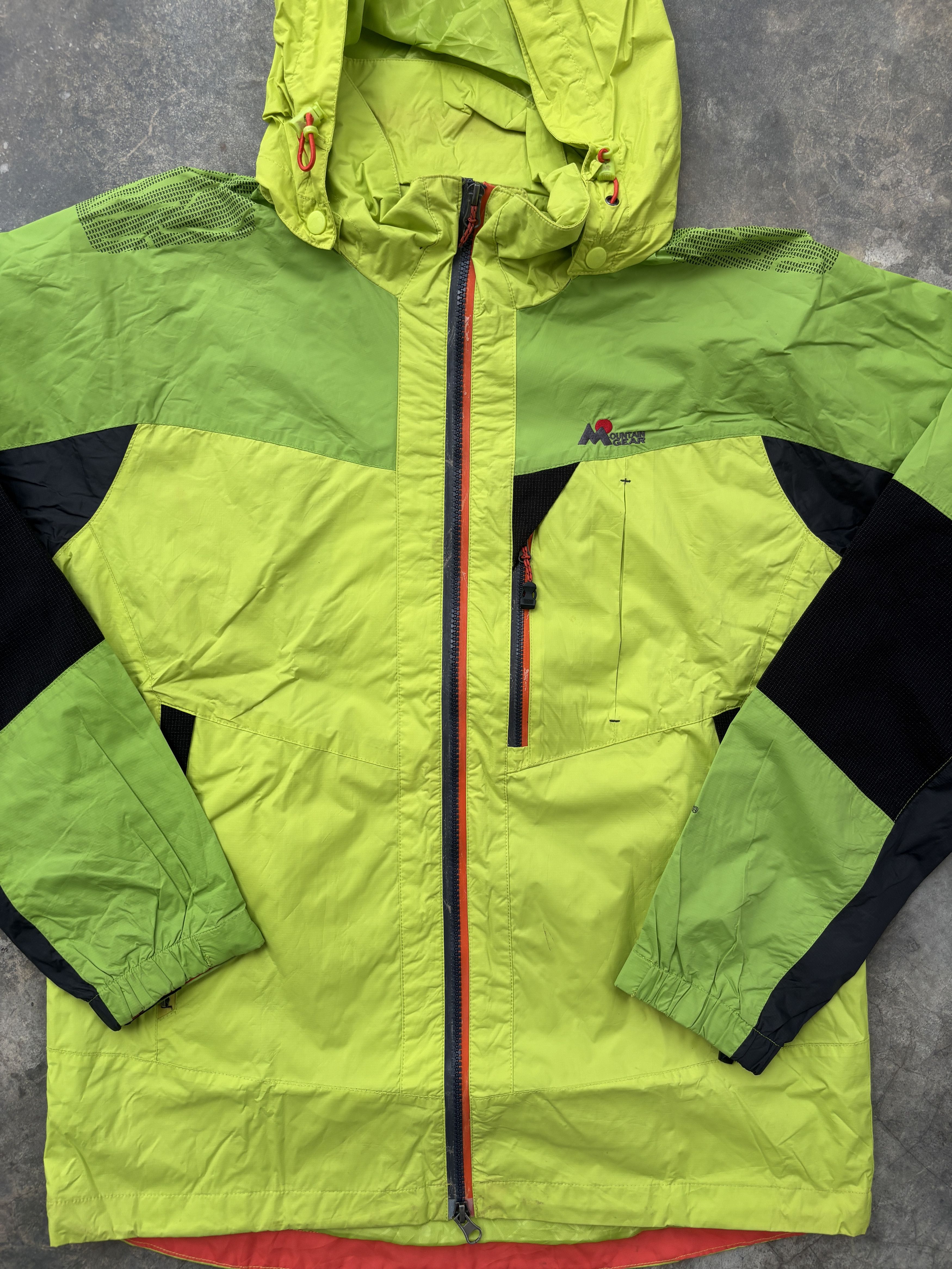 Other Mountain Gear Green Hiking Jacket Size US M / EU 48-50 / 2 - 4 Thumbnail