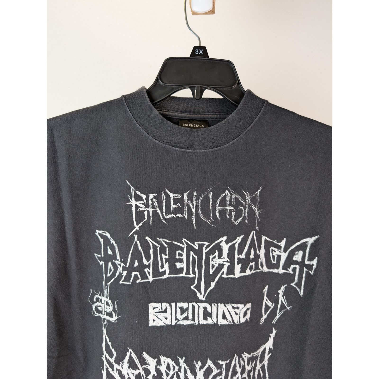 Balenciaga o1rshd1 Heavy Graphic Print DIY Metal Logo T-shirt in Black Size US M / EU 48-50 / 2 - 7 Thumbnail