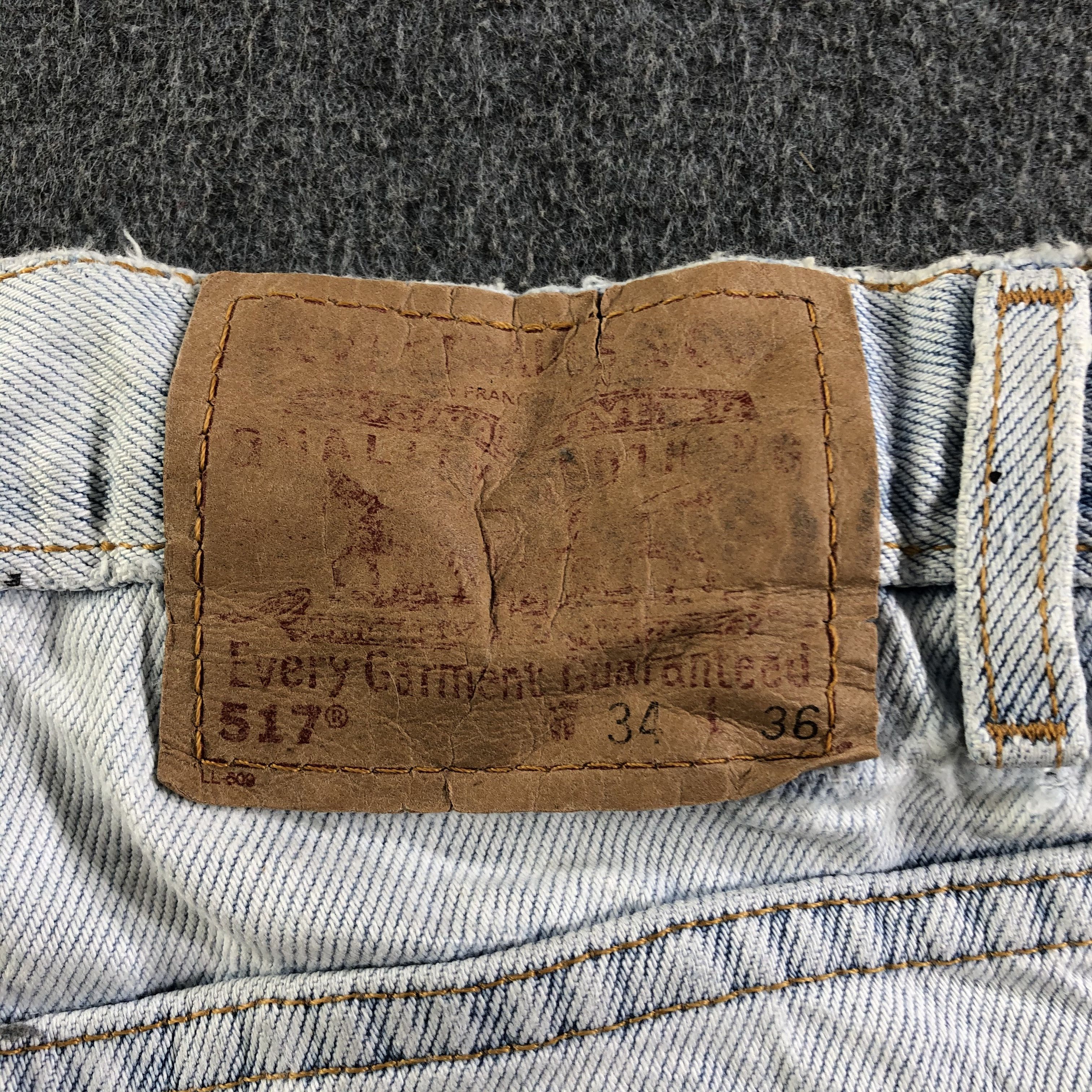 Levi's 90s Vintage Light Wash Levis 517 Flare Jeans-J4047 Size US 35 - 5 Thumbnail
