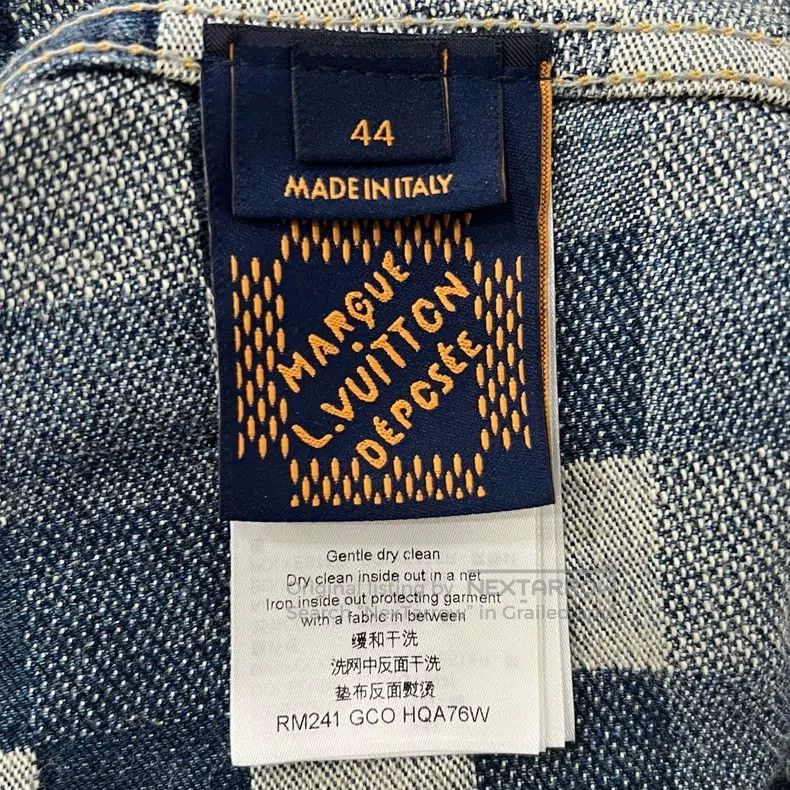 Louis Vuitton Louis Vuitton Mosaic effect printed denim jacket Size US S / EU 44-46 / 1 - 6 Thumbnail