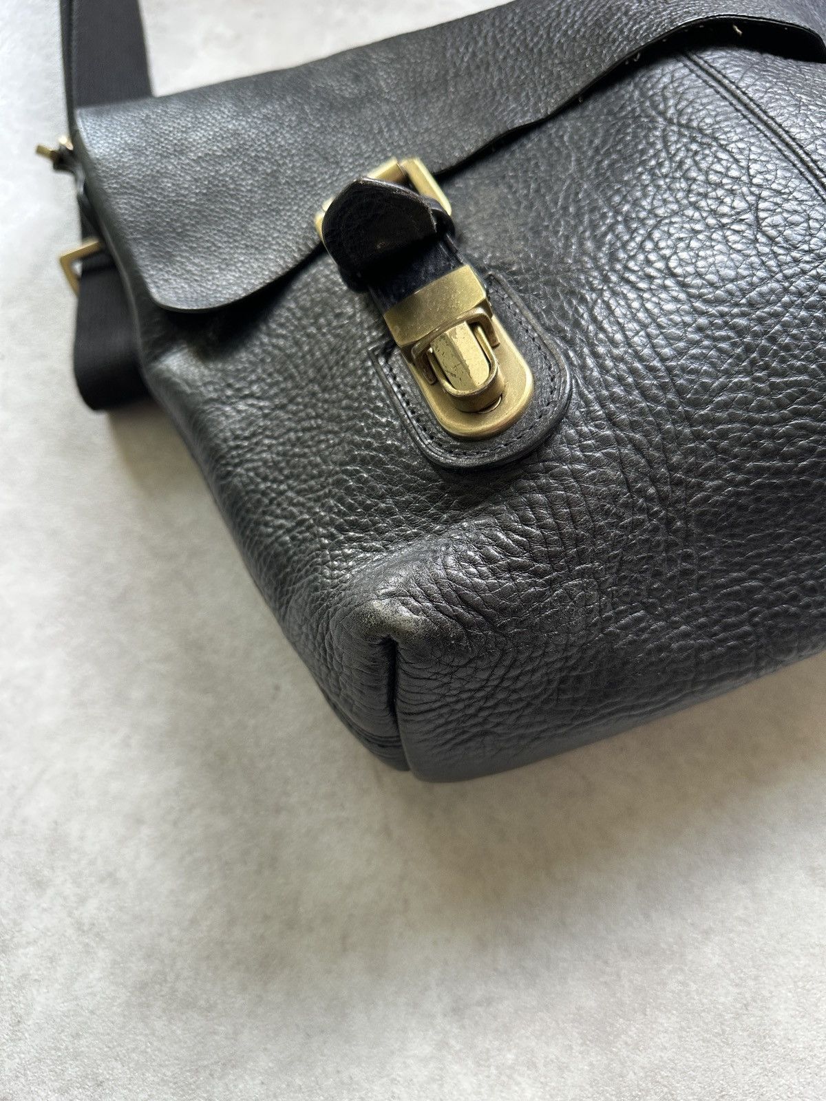 Mulberry Mulberry black leather crossbody bag with gold hardware Size ONE SIZE - 7 Thumbnail