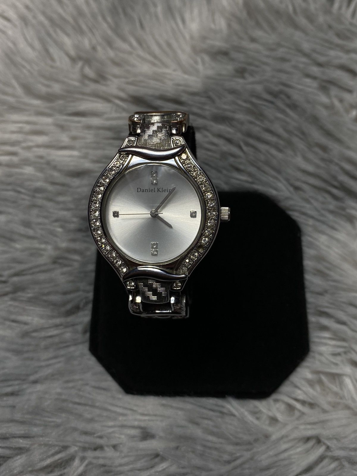 Japanese Brand Daniel Klein Crystal-Embellished Silver Watch Japanese Brand Size ONE SIZE - 5 Thumbnail